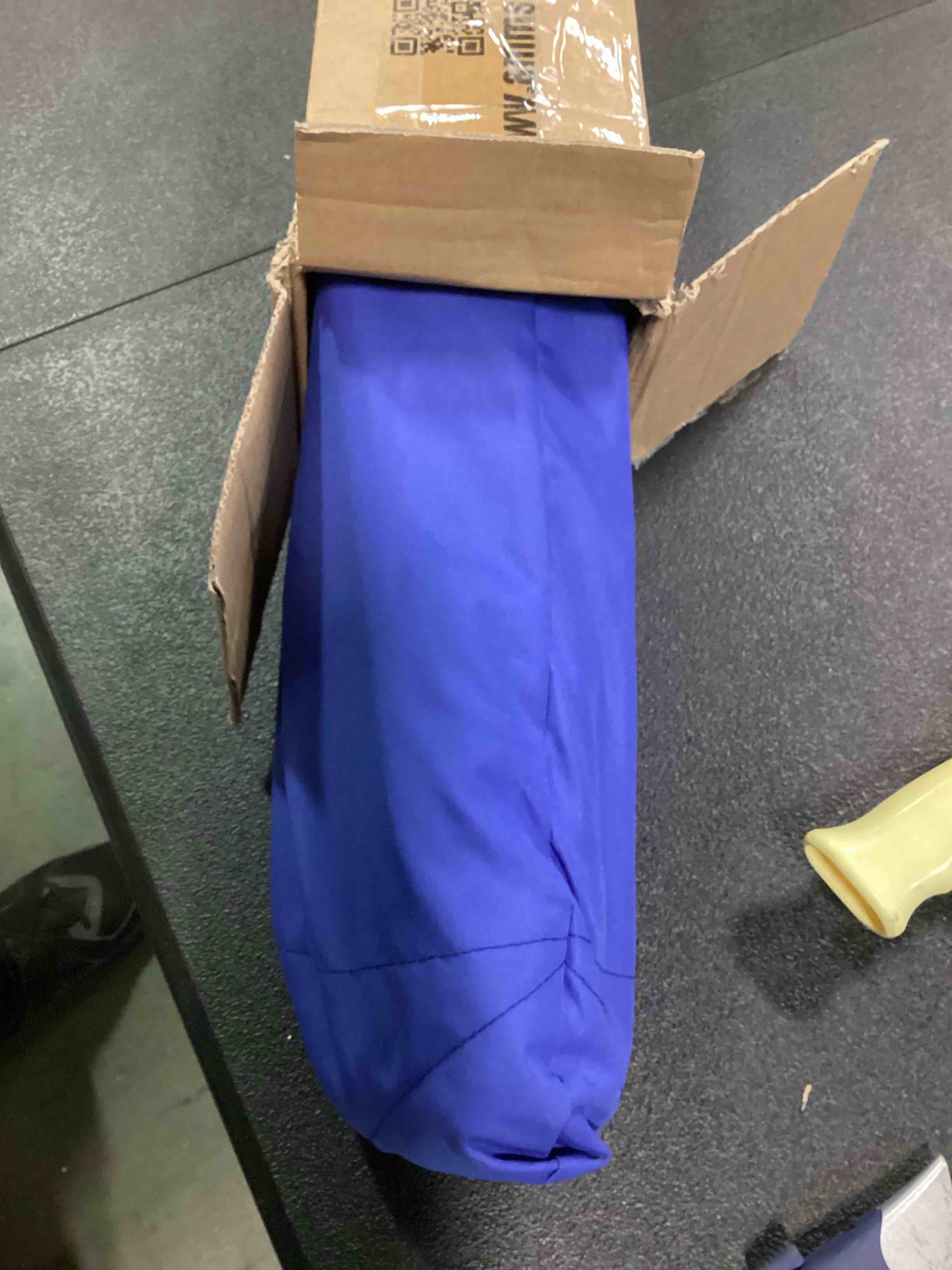 https://s3.amazonaws.com/lotting-images-prod/bidfta/RED6342484_1711461277714.jpeg