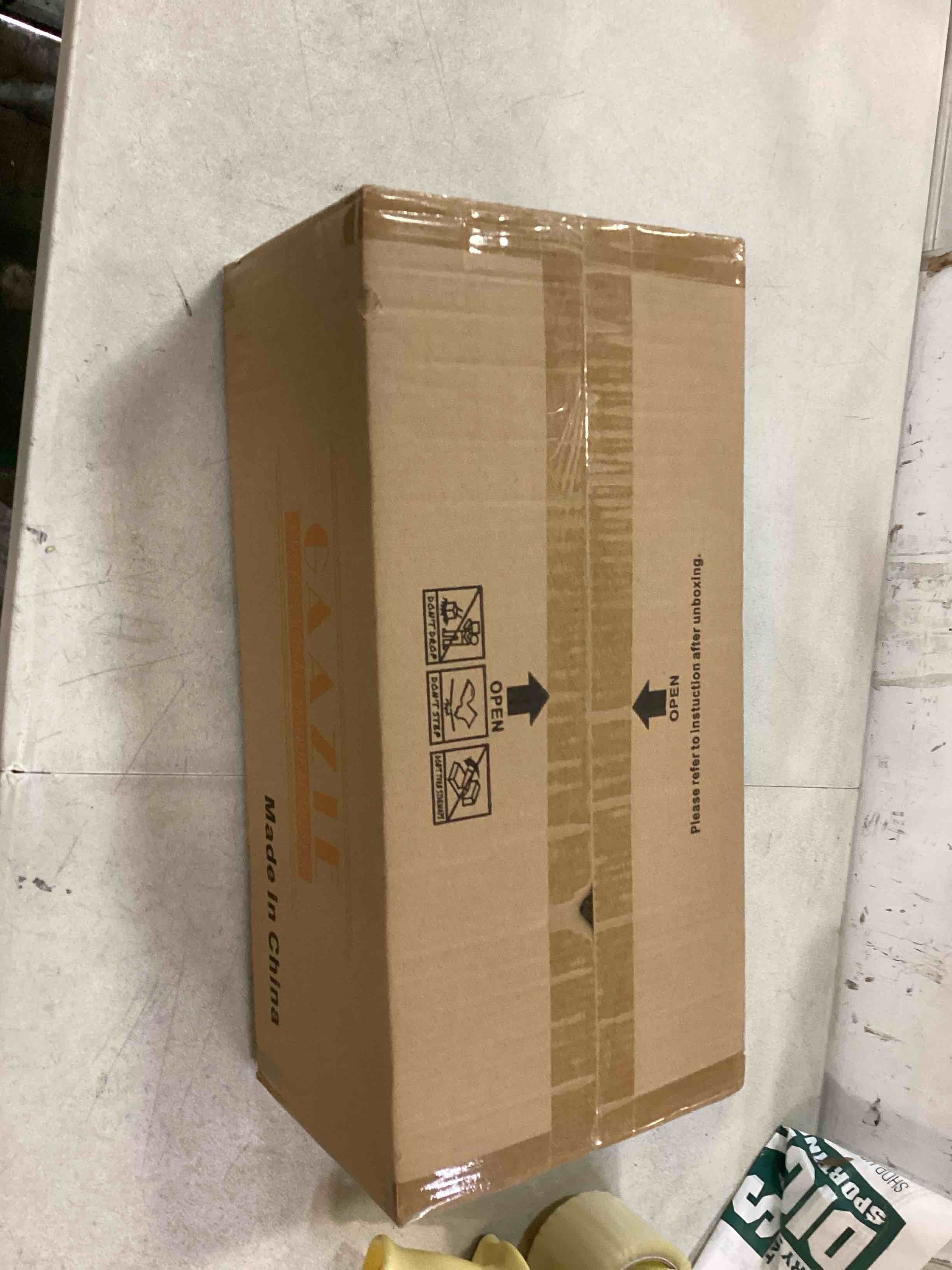 https://s3.amazonaws.com/lotting-images-prod/bidfta/RED6342713_1711562012248.jpeg