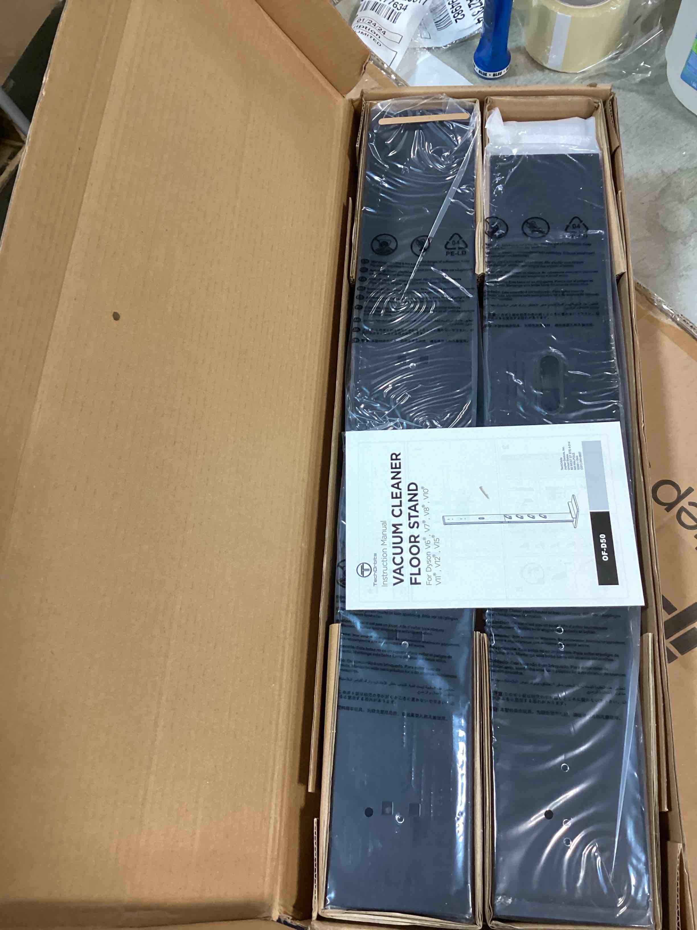 https://s3.amazonaws.com/lotting-images-prod/bidfta/RED6343536_1712149177769.jpeg