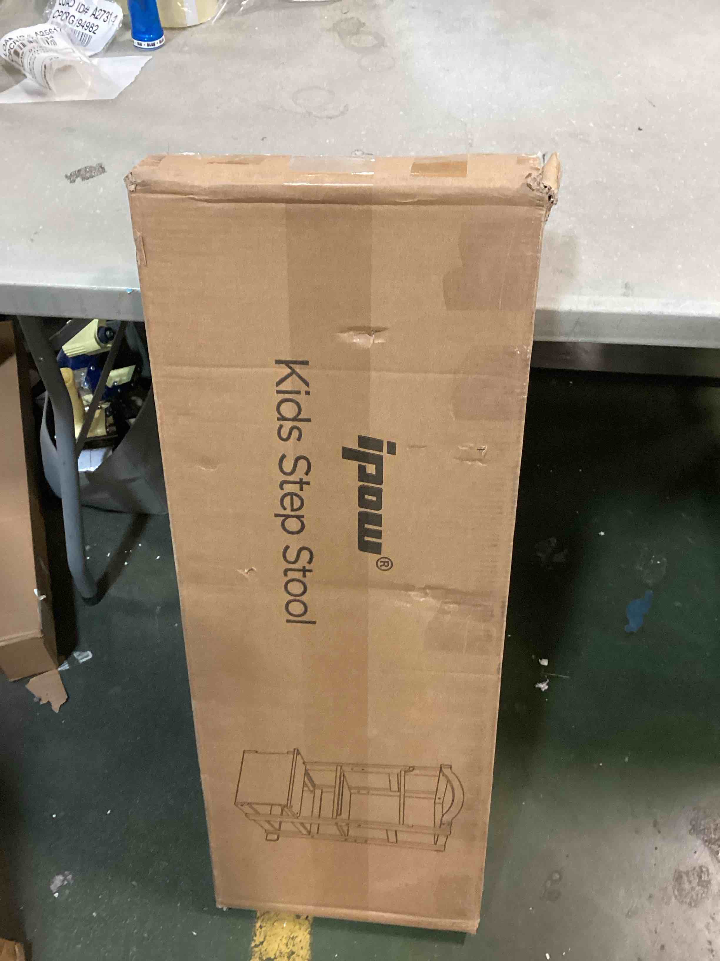 https://s3.amazonaws.com/lotting-images-prod/bidfta/RED6343537_1712149322133.jpeg