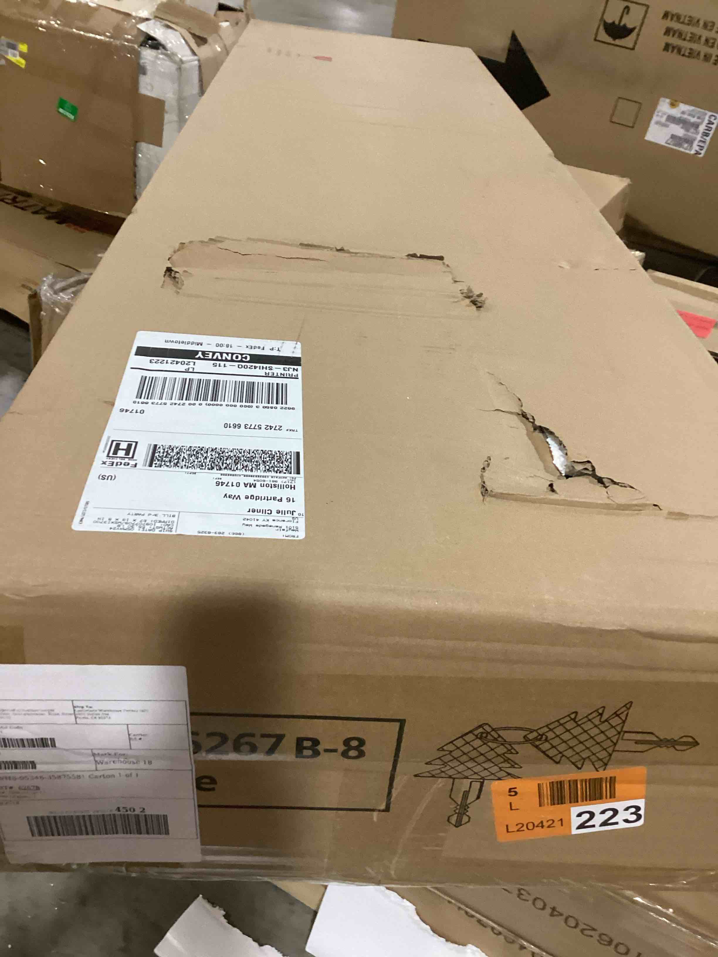 https://s3.amazonaws.com/lotting-images-prod/bidfta/RED6344550_1715780811304.jpeg