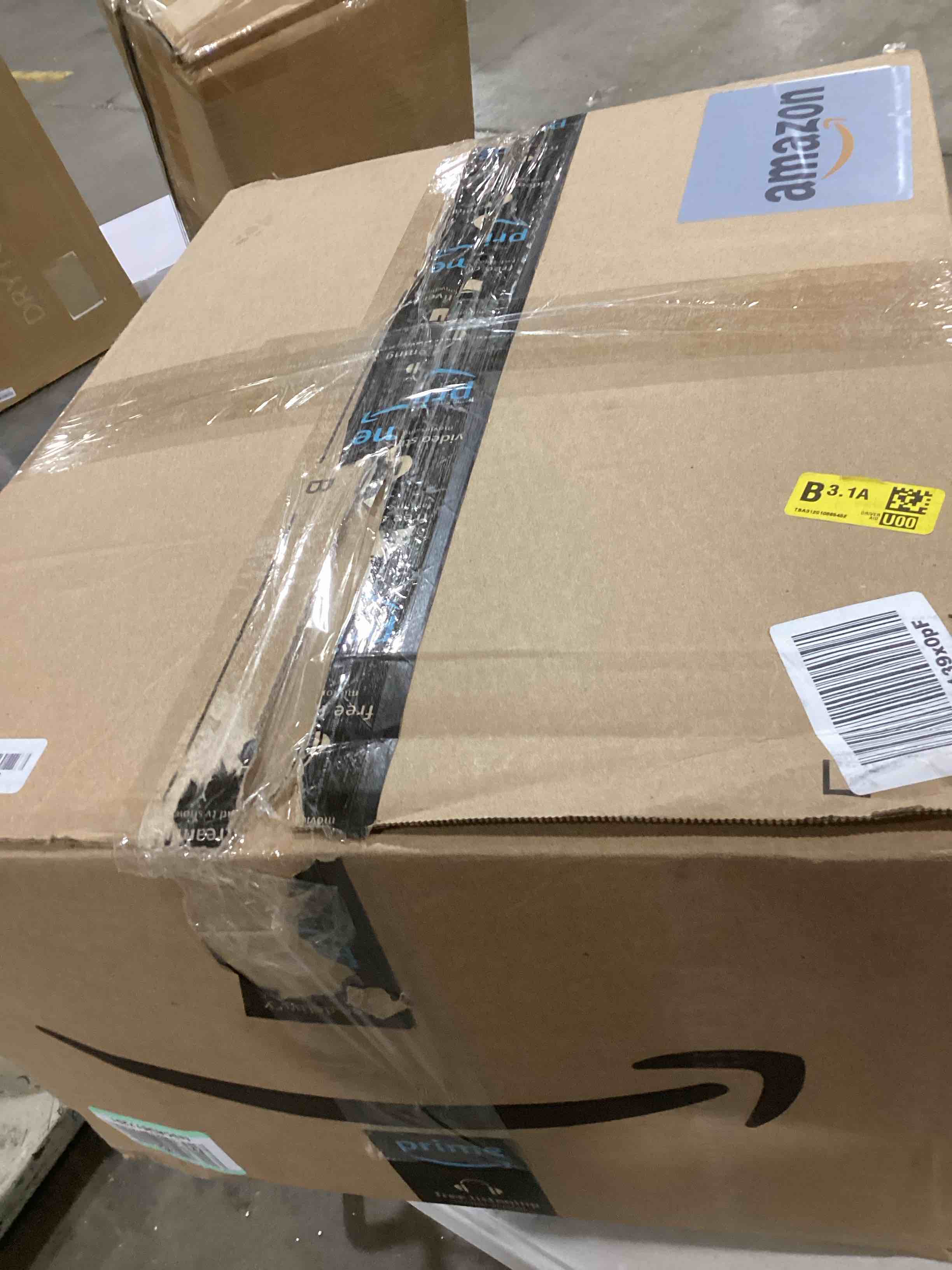 https://s3.amazonaws.com/lotting-images-prod/bidfta/RED6344941_1716052363935.jpeg