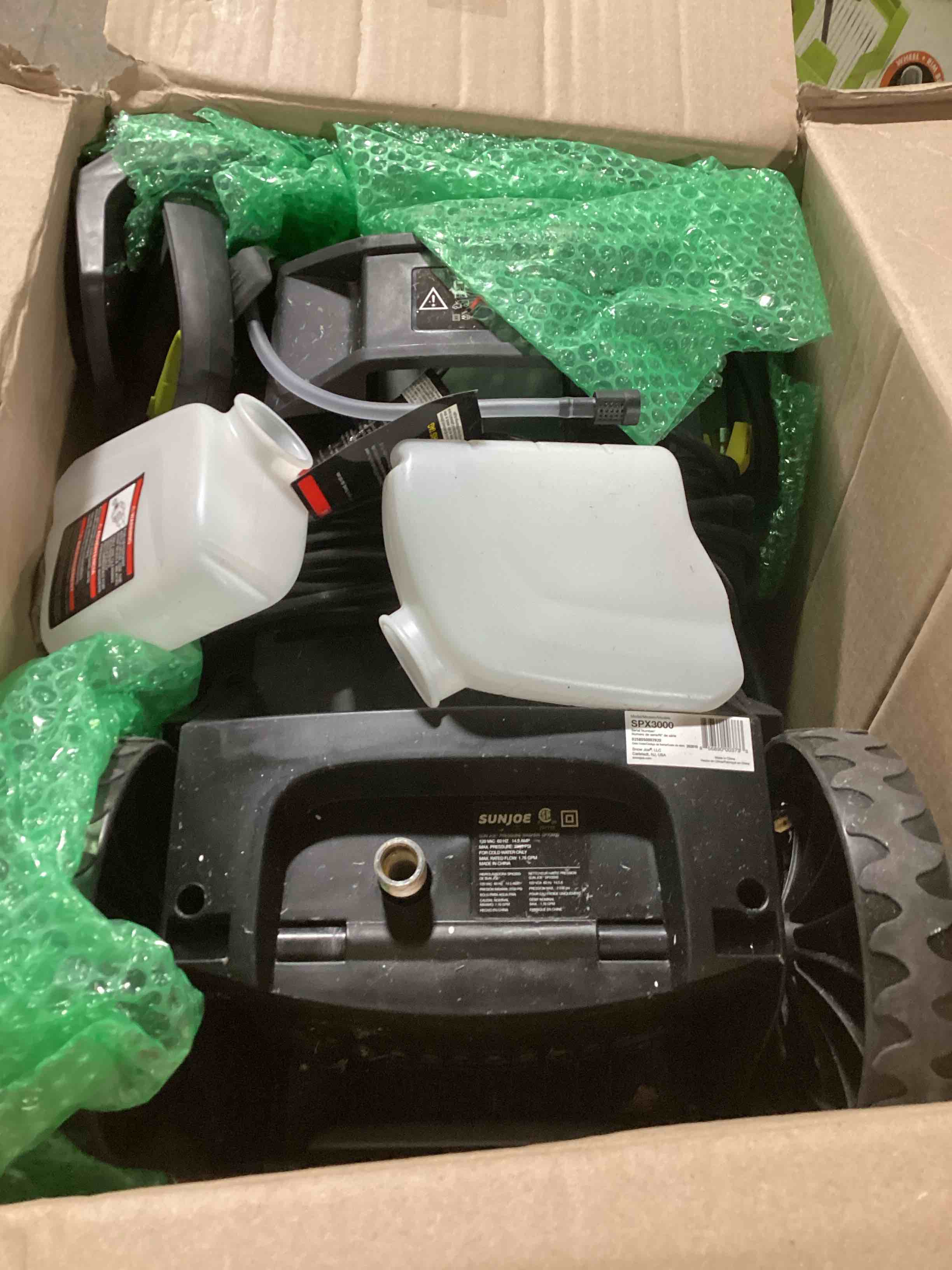 https://s3.amazonaws.com/lotting-images-prod/bidfta/RED6345608_1713805770901.jpeg