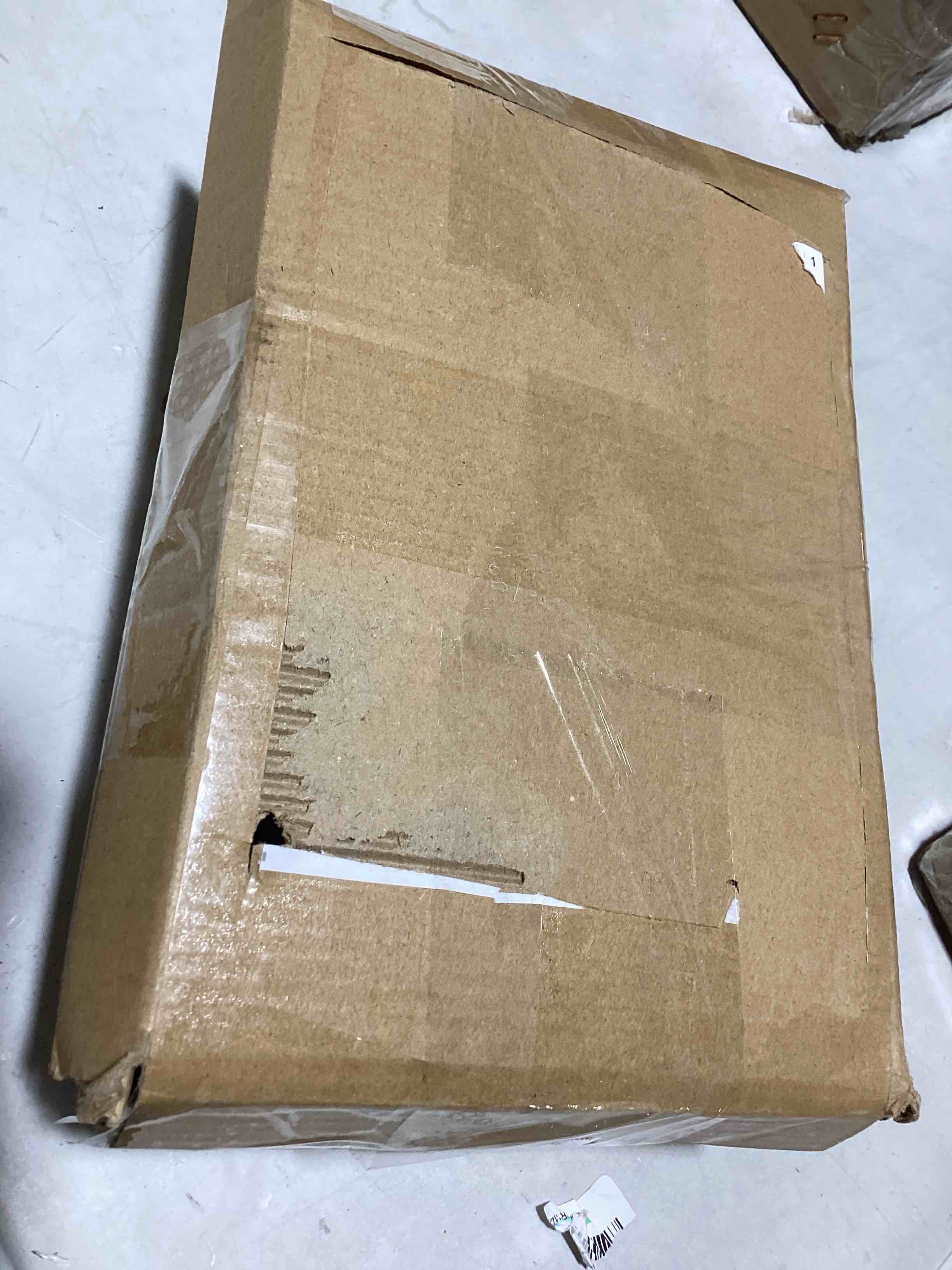 https://s3.amazonaws.com/lotting-images-prod/bidfta/RED6346186_1714137923221.jpeg