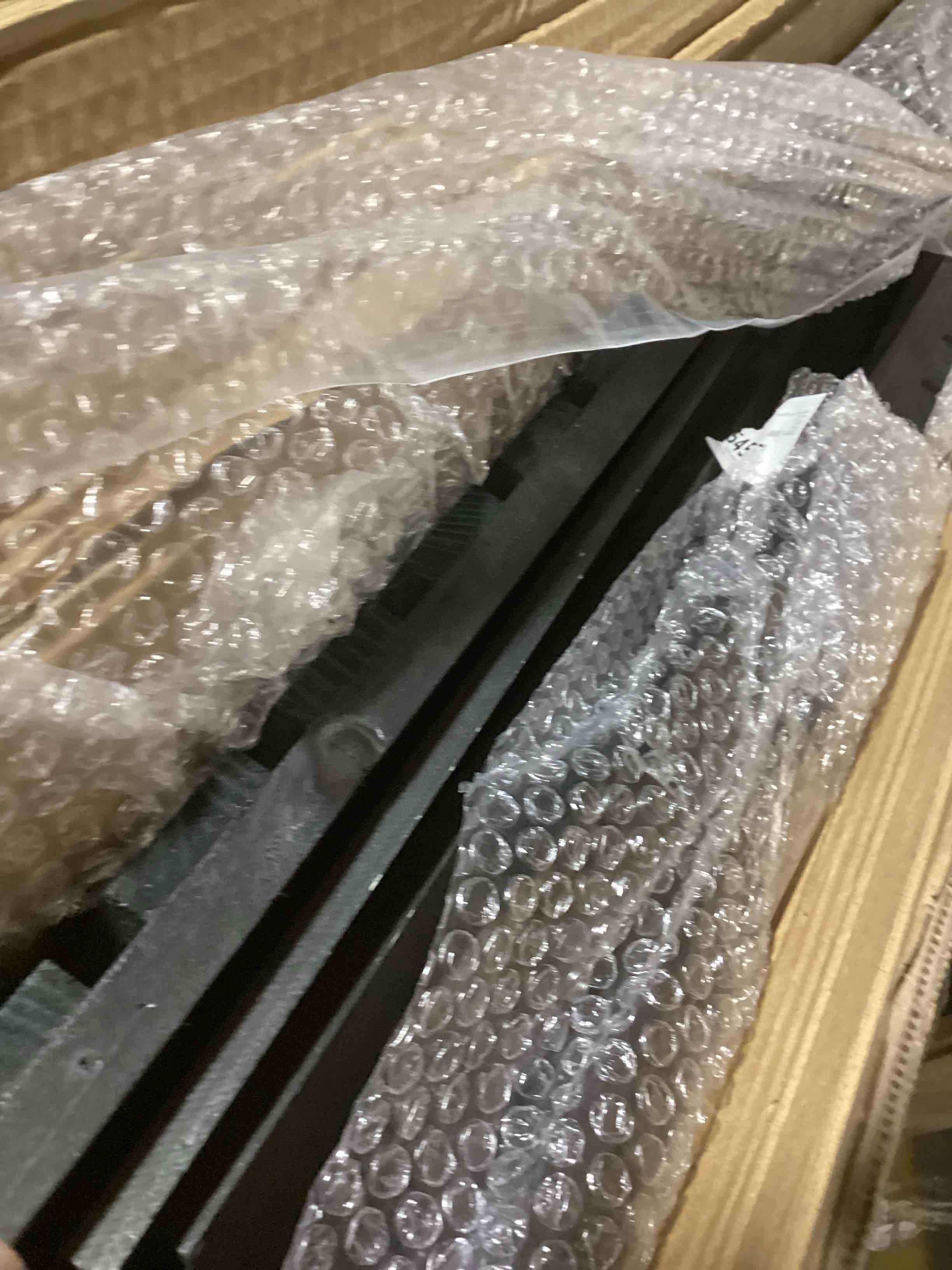 https://s3.amazonaws.com/lotting-images-prod/bidfta/RED6346277_1714162600561.jpeg