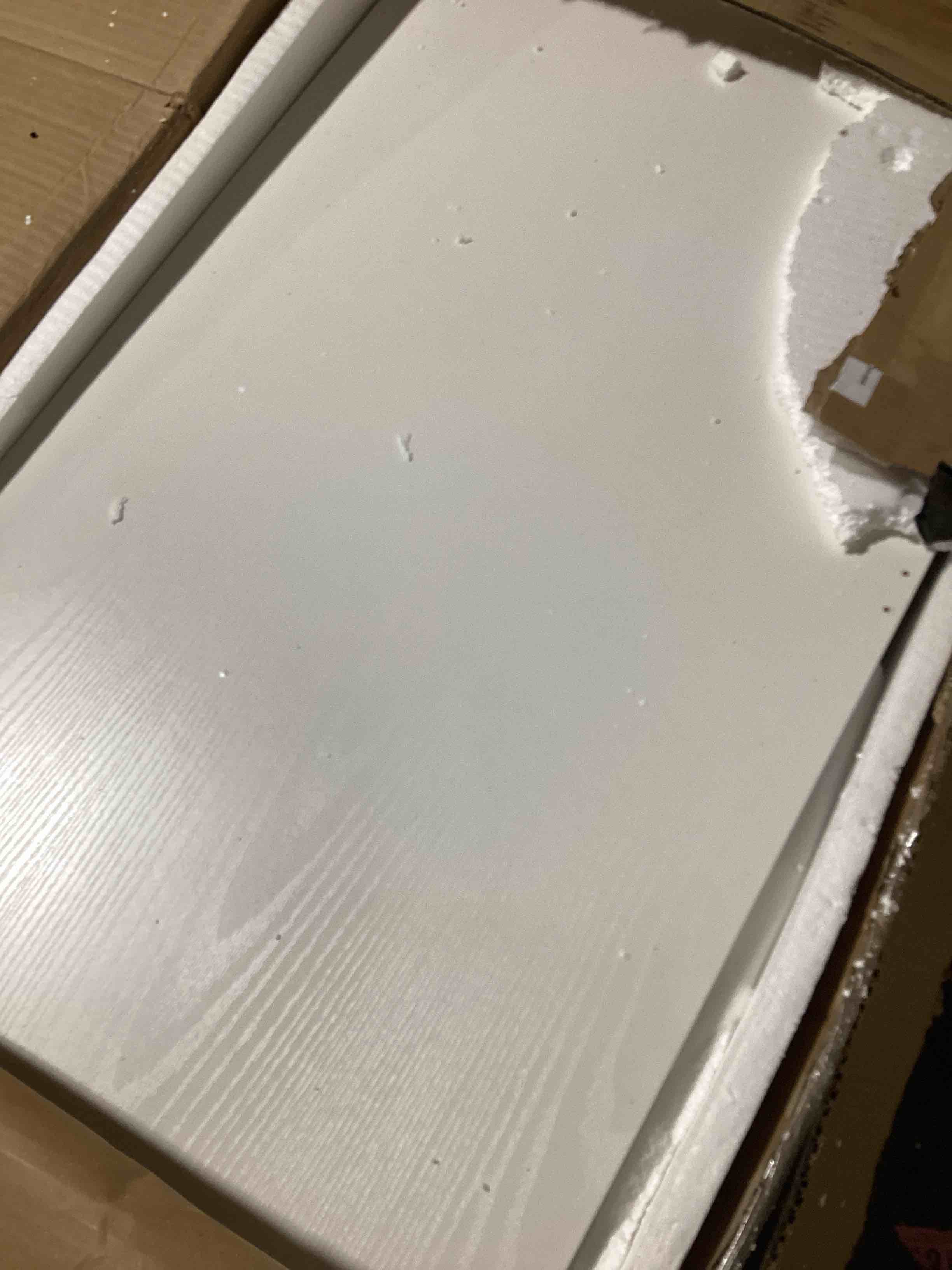 https://s3.amazonaws.com/lotting-images-prod/bidfta/RED6347255_1715019803346.jpeg