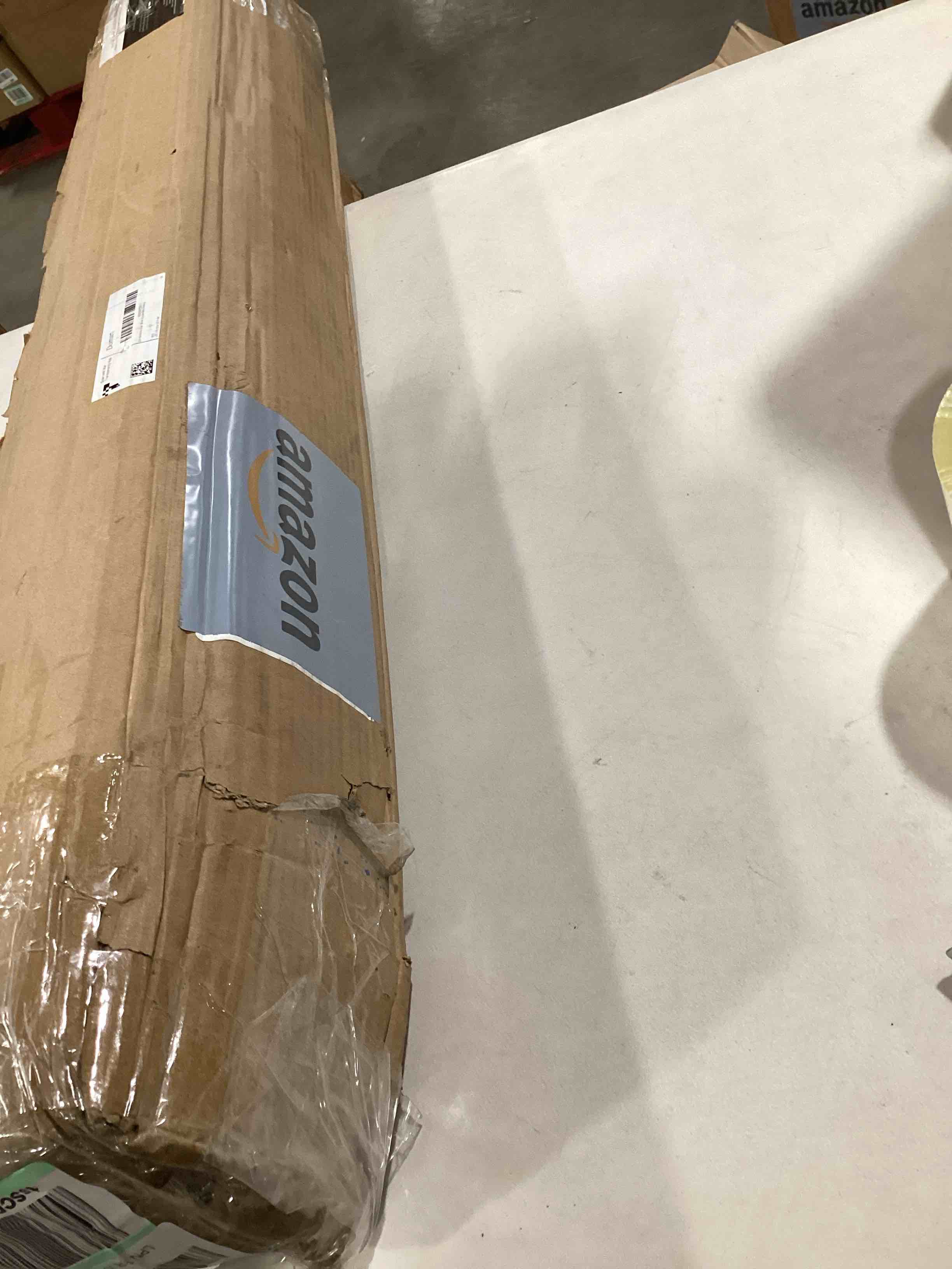 https://s3.amazonaws.com/lotting-images-prod/bidfta/RED6347609_1715190850475.jpeg