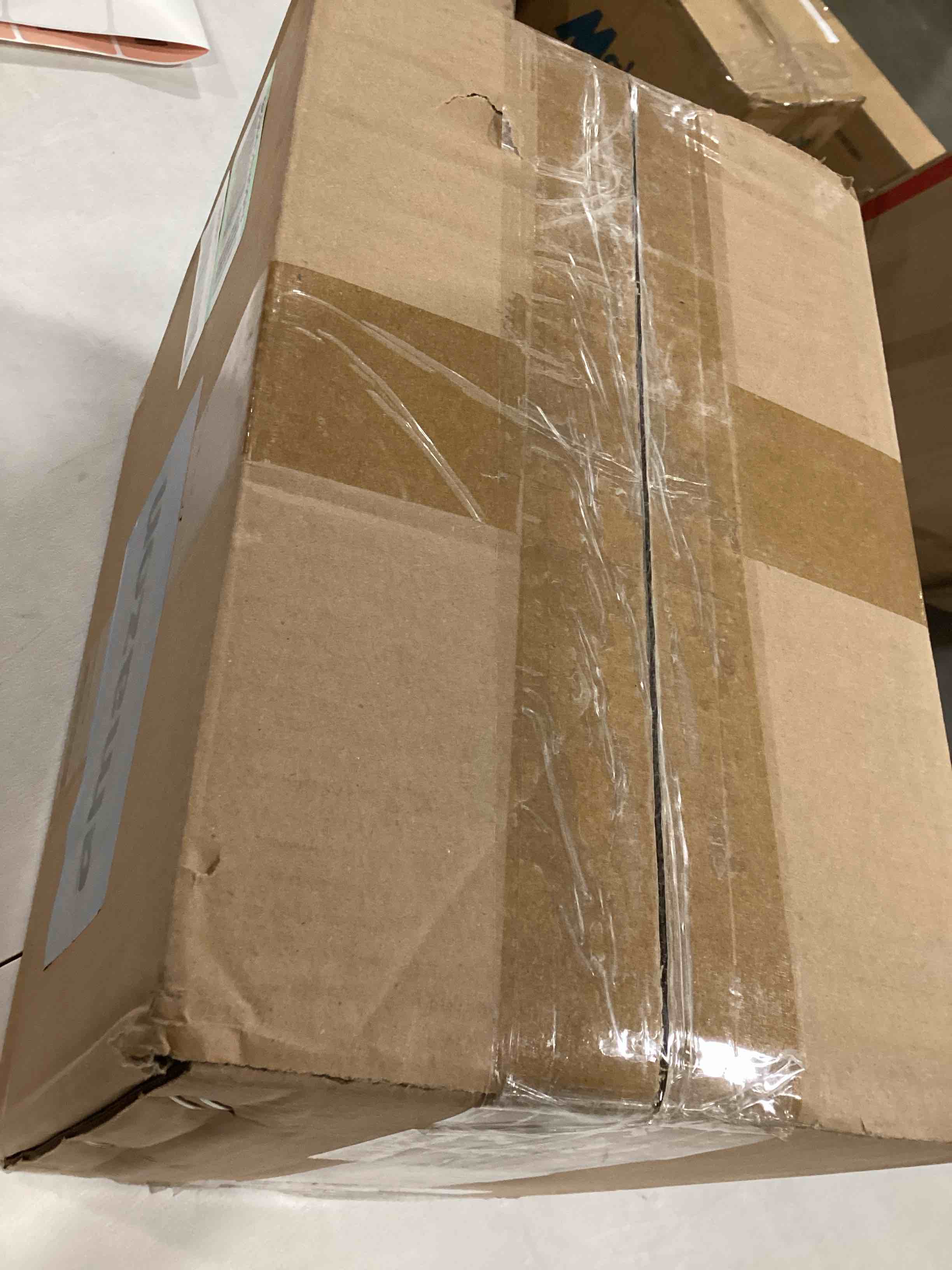 https://s3.amazonaws.com/lotting-images-prod/bidfta/RED6347622_1715189281630.jpeg