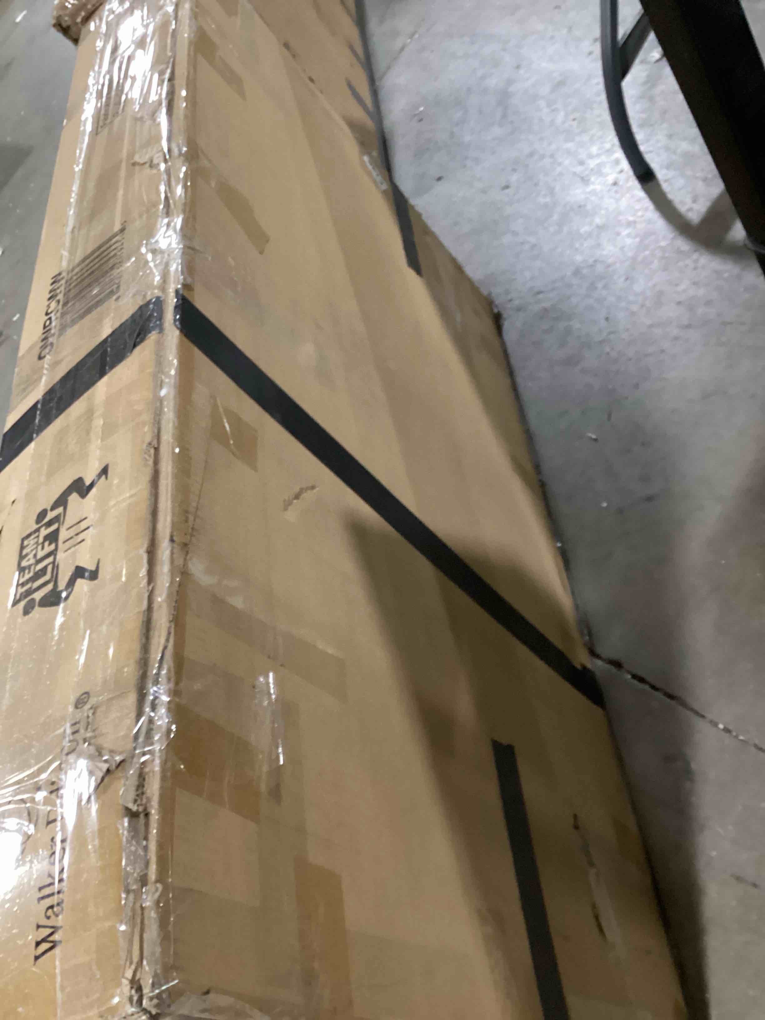 https://s3.amazonaws.com/lotting-images-prod/bidfta/RED6347807_1715273058108.jpeg