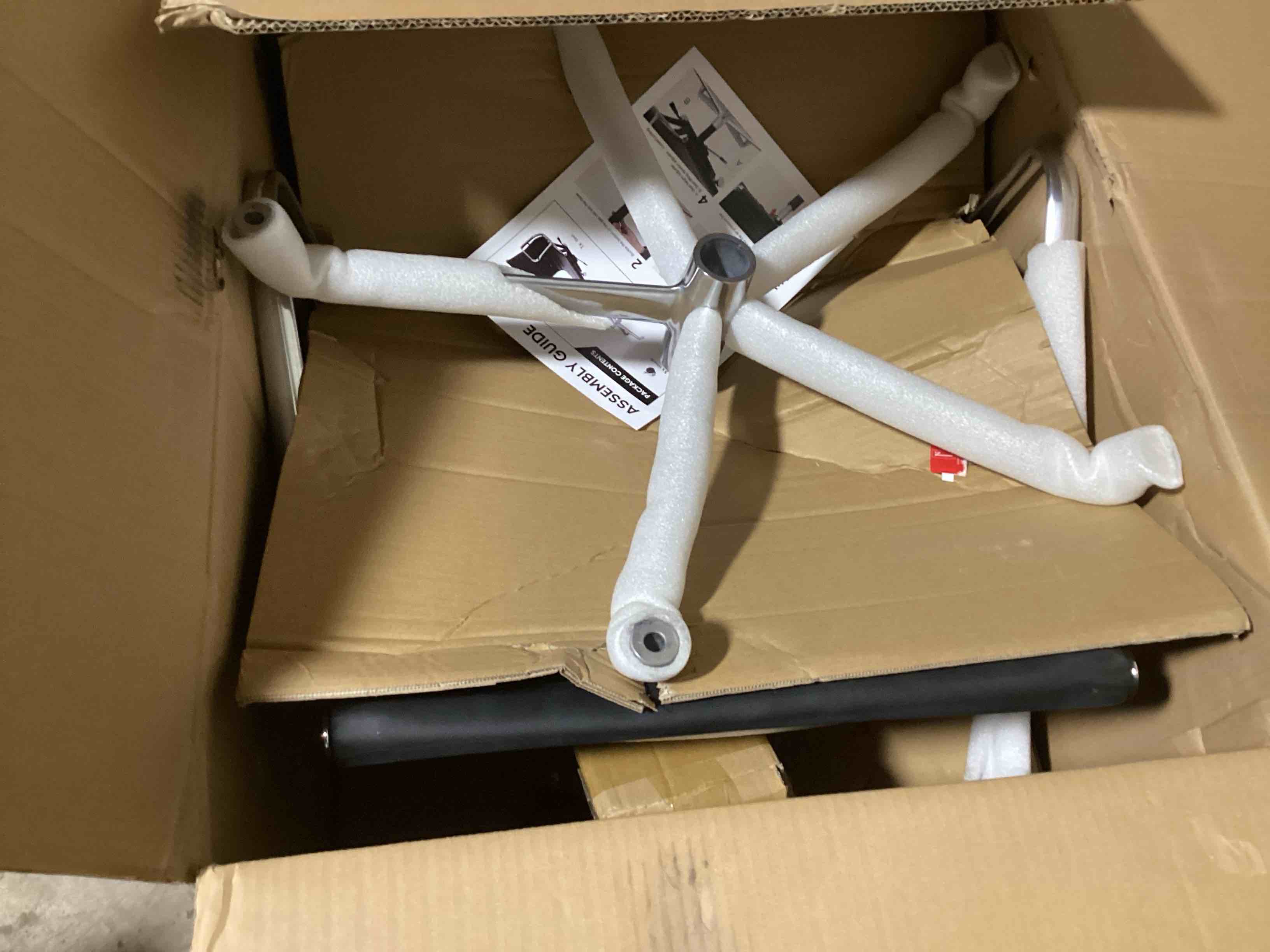 https://s3.amazonaws.com/lotting-images-prod/bidfta/RED6348727_1713890412291.jpeg