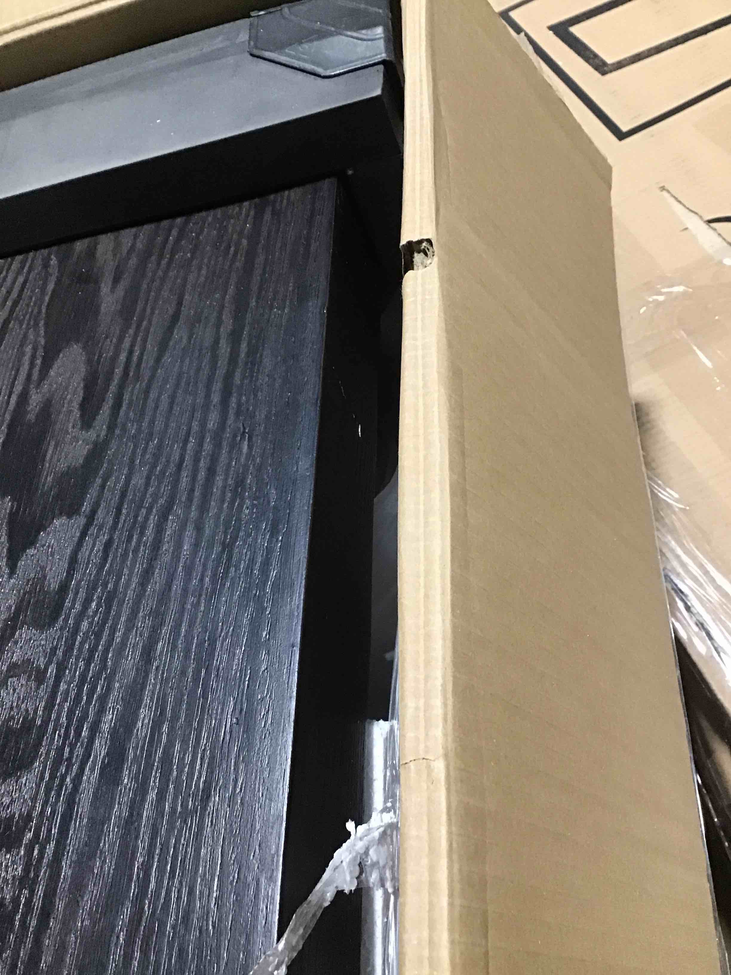 https://s3.amazonaws.com/lotting-images-prod/bidfta/RED6348807_1713970223555.jpeg