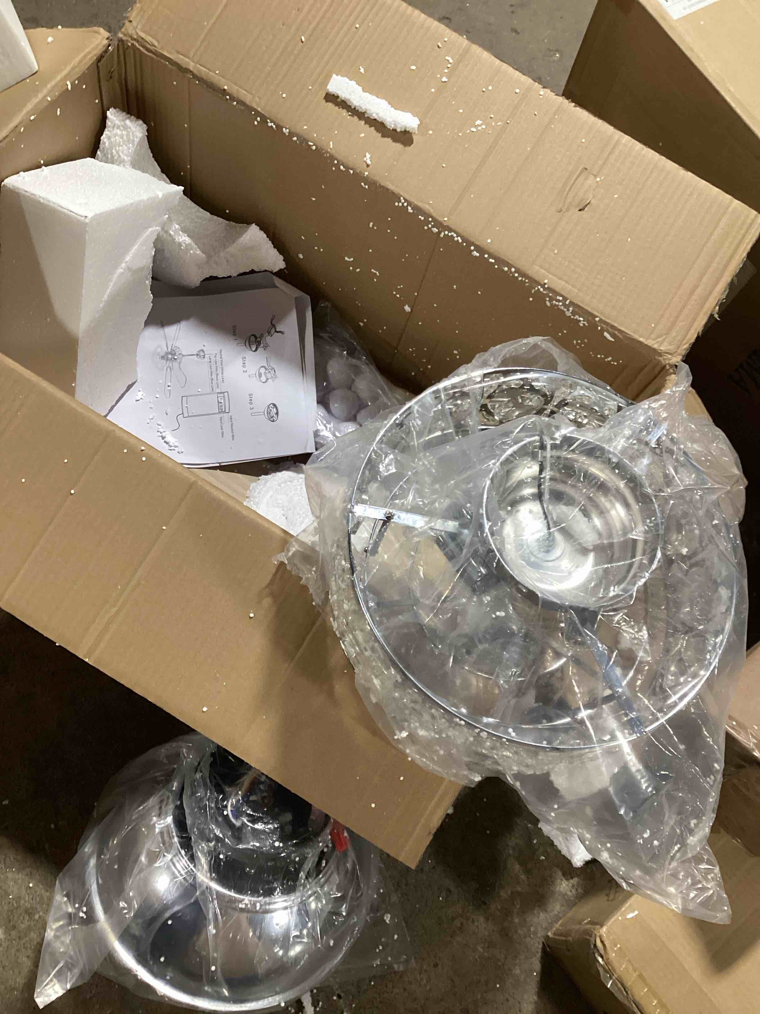 https://s3.amazonaws.com/lotting-images-prod/bidfta/RED6348904_1714047643708.jpeg