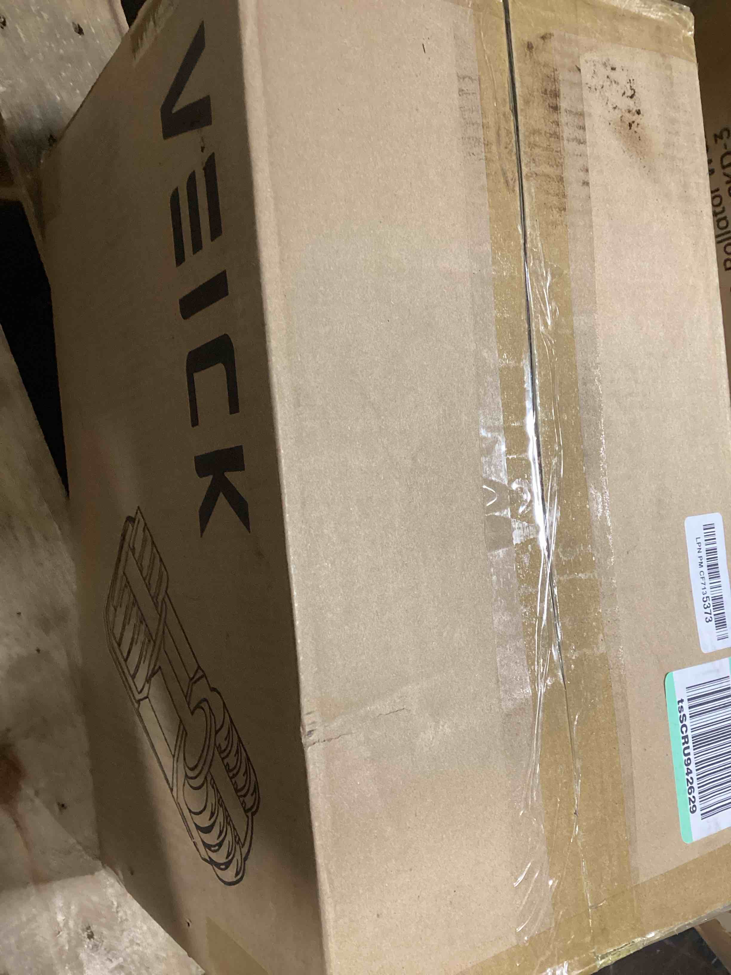 https://s3.amazonaws.com/lotting-images-prod/bidfta/RED6349202_1714393040687.jpeg