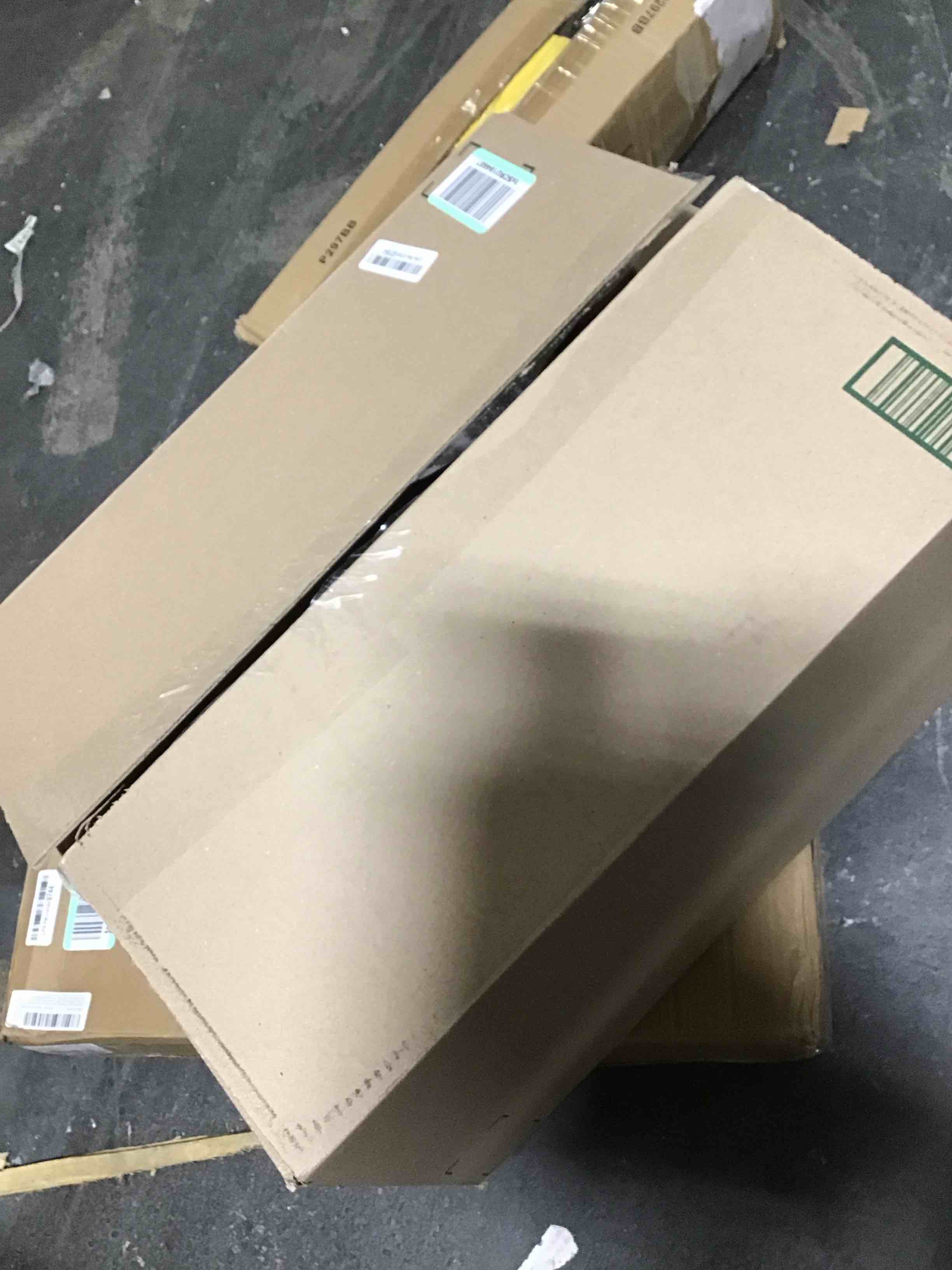 https://s3.amazonaws.com/lotting-images-prod/bidfta/RED6349213_1714393926230.jpeg