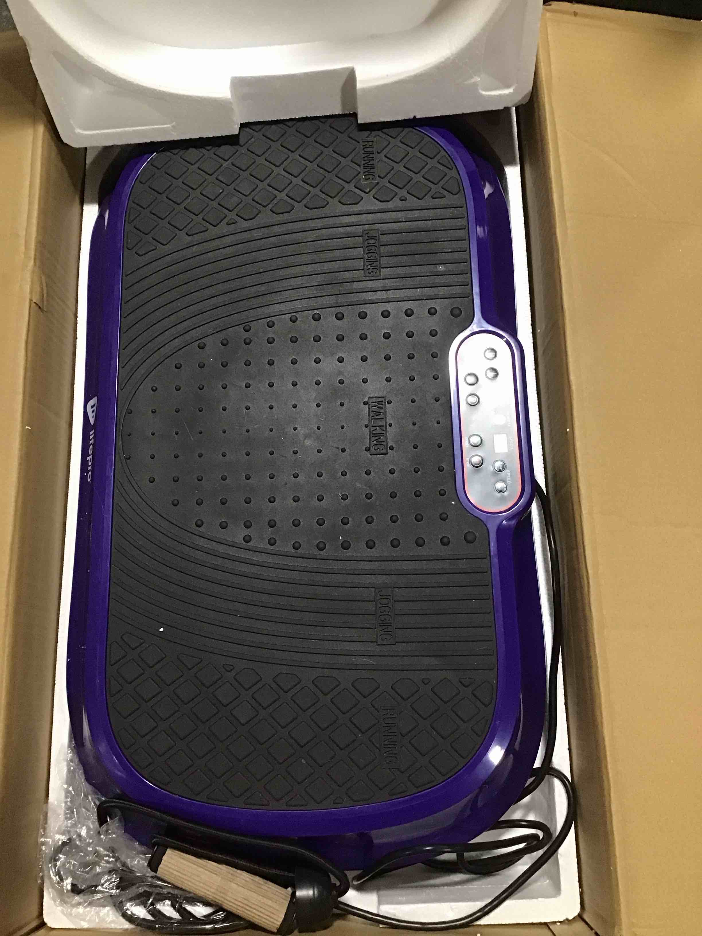 https://s3.amazonaws.com/lotting-images-prod/bidfta/RED6349319_1714408737937.jpeg