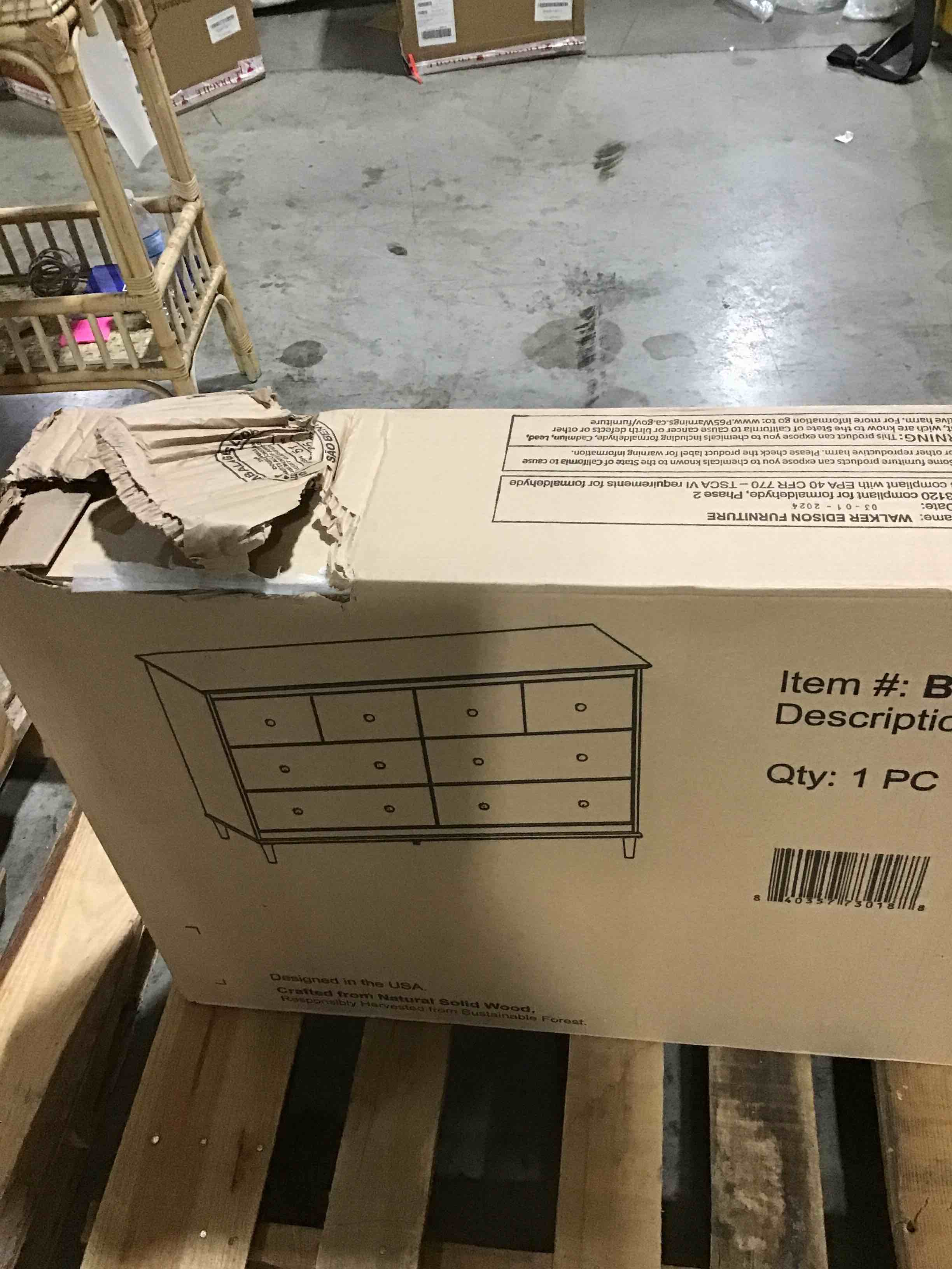 https://s3.amazonaws.com/lotting-images-prod/bidfta/RED6350021_1714137076811.jpeg