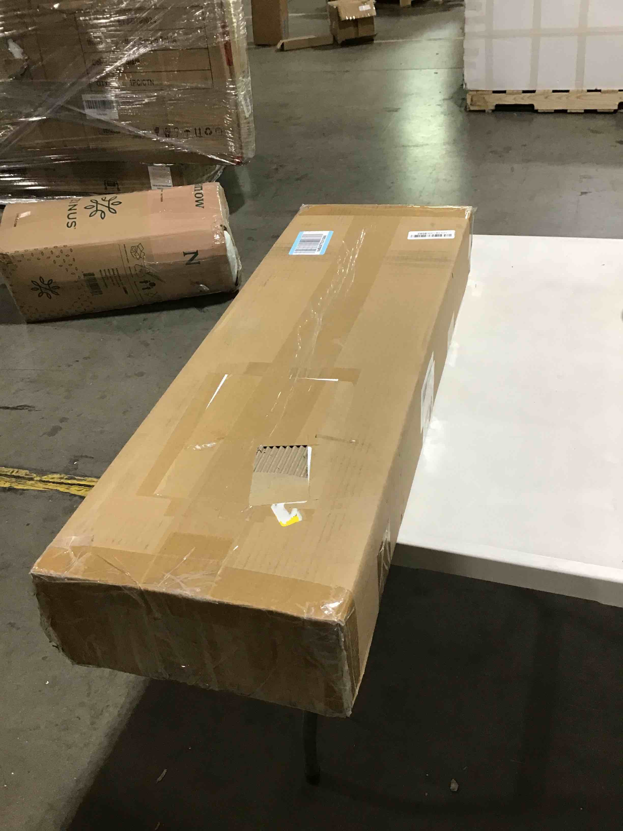 https://s3.amazonaws.com/lotting-images-prod/bidfta/RED6350035_1714144104647.jpeg