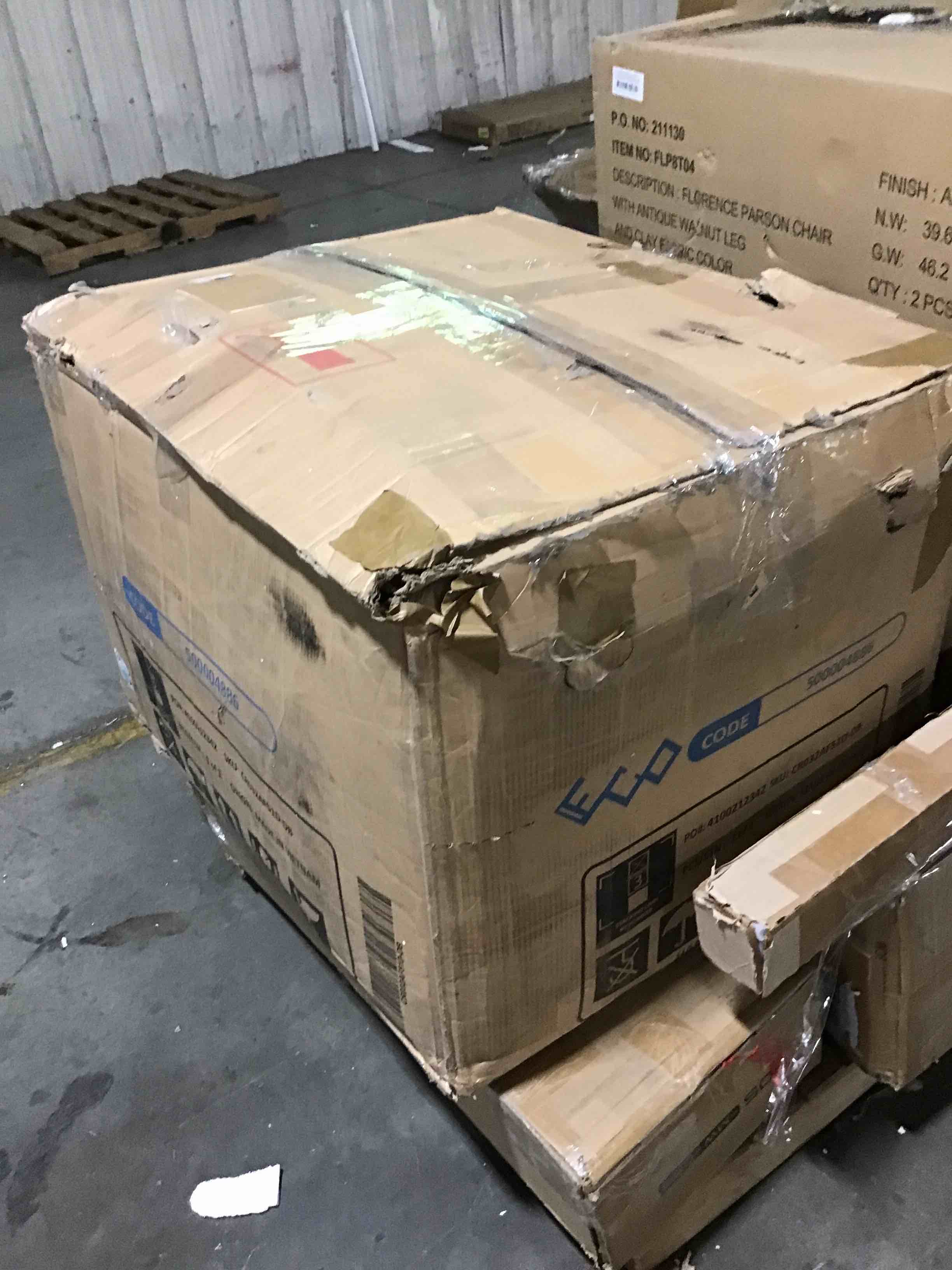 https://s3.amazonaws.com/lotting-images-prod/bidfta/RED6350142_1714565413802.jpeg