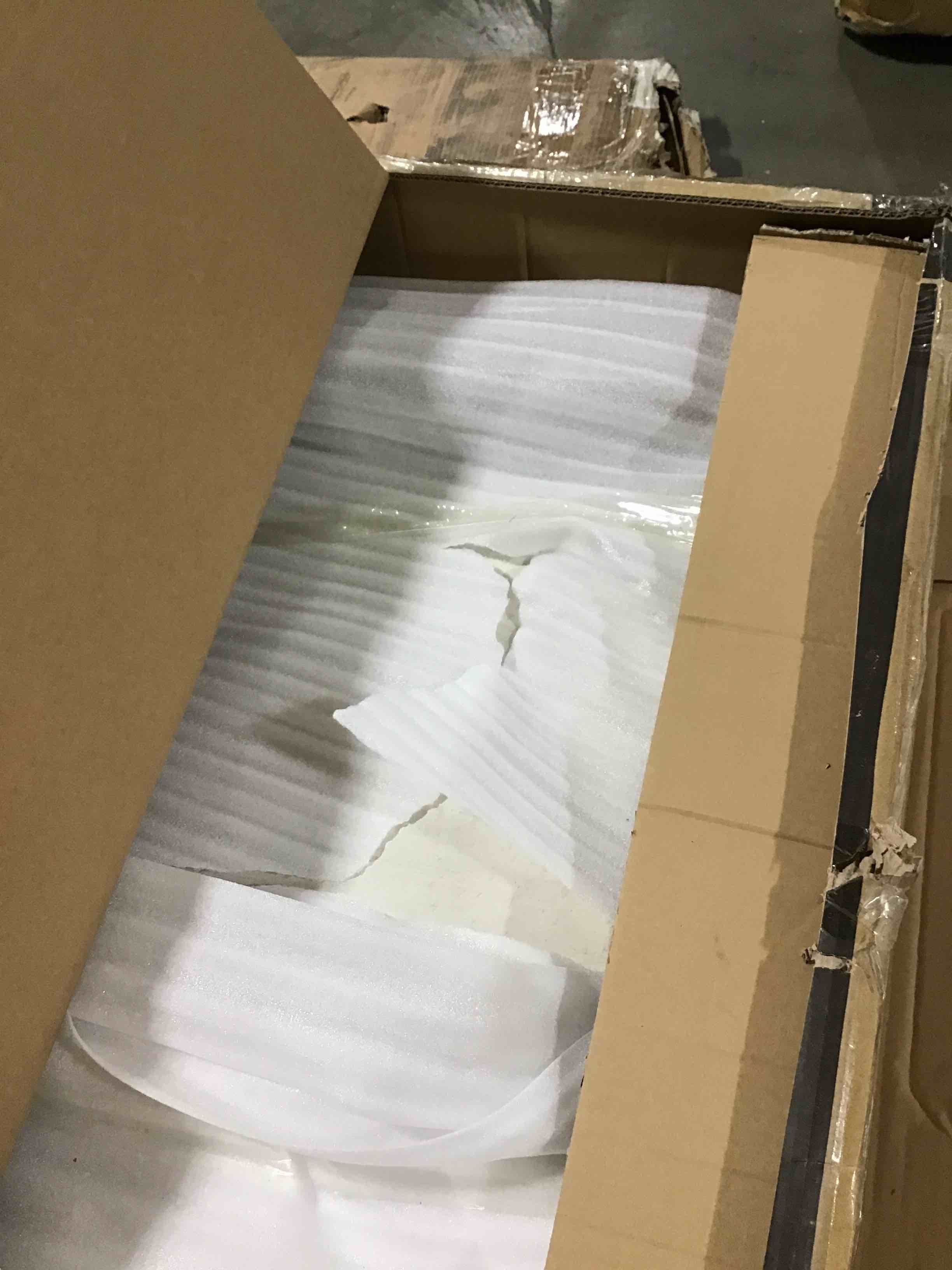https://s3.amazonaws.com/lotting-images-prod/bidfta/RED6350154_1714571475149.jpeg