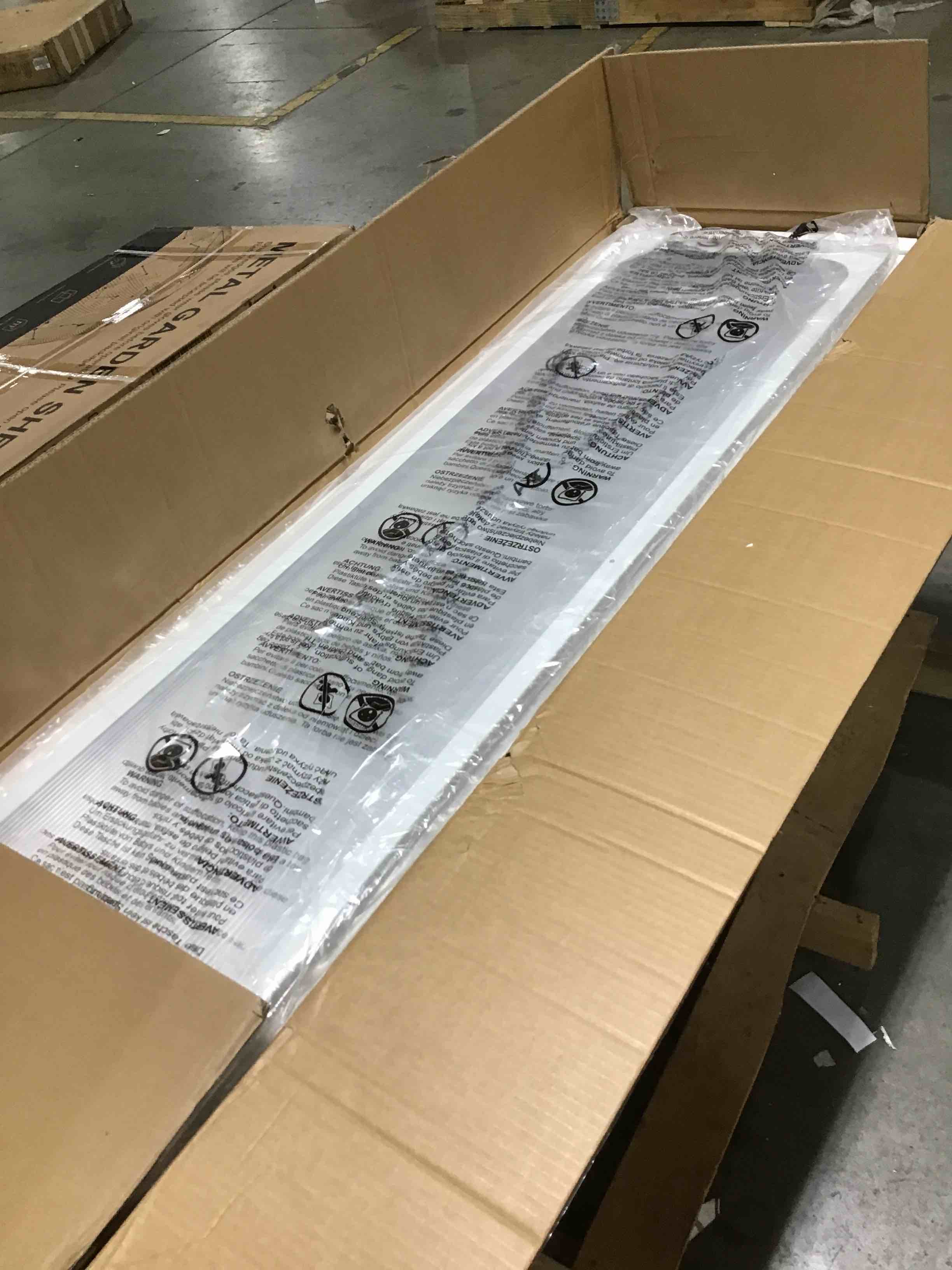 https://s3.amazonaws.com/lotting-images-prod/bidfta/RED6350232_1714668750086.jpeg