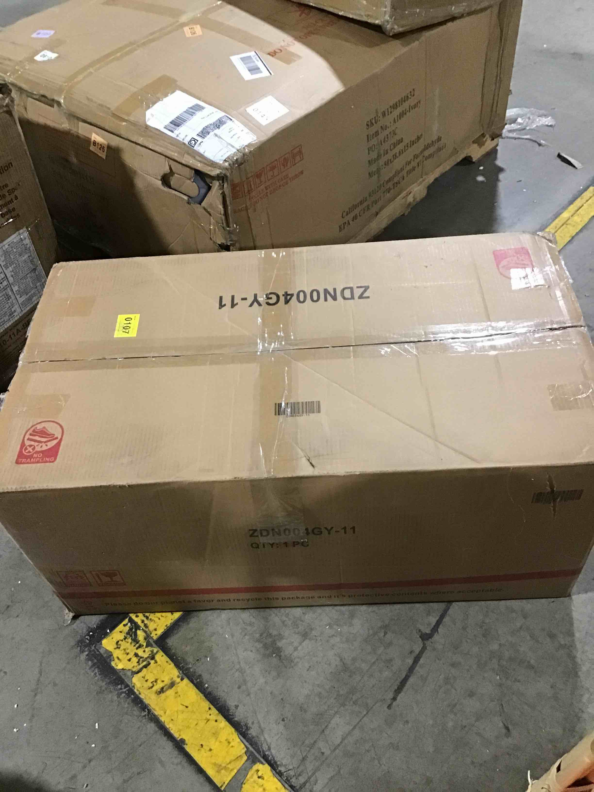 https://s3.amazonaws.com/lotting-images-prod/bidfta/RED6350627_1715713812579.jpeg