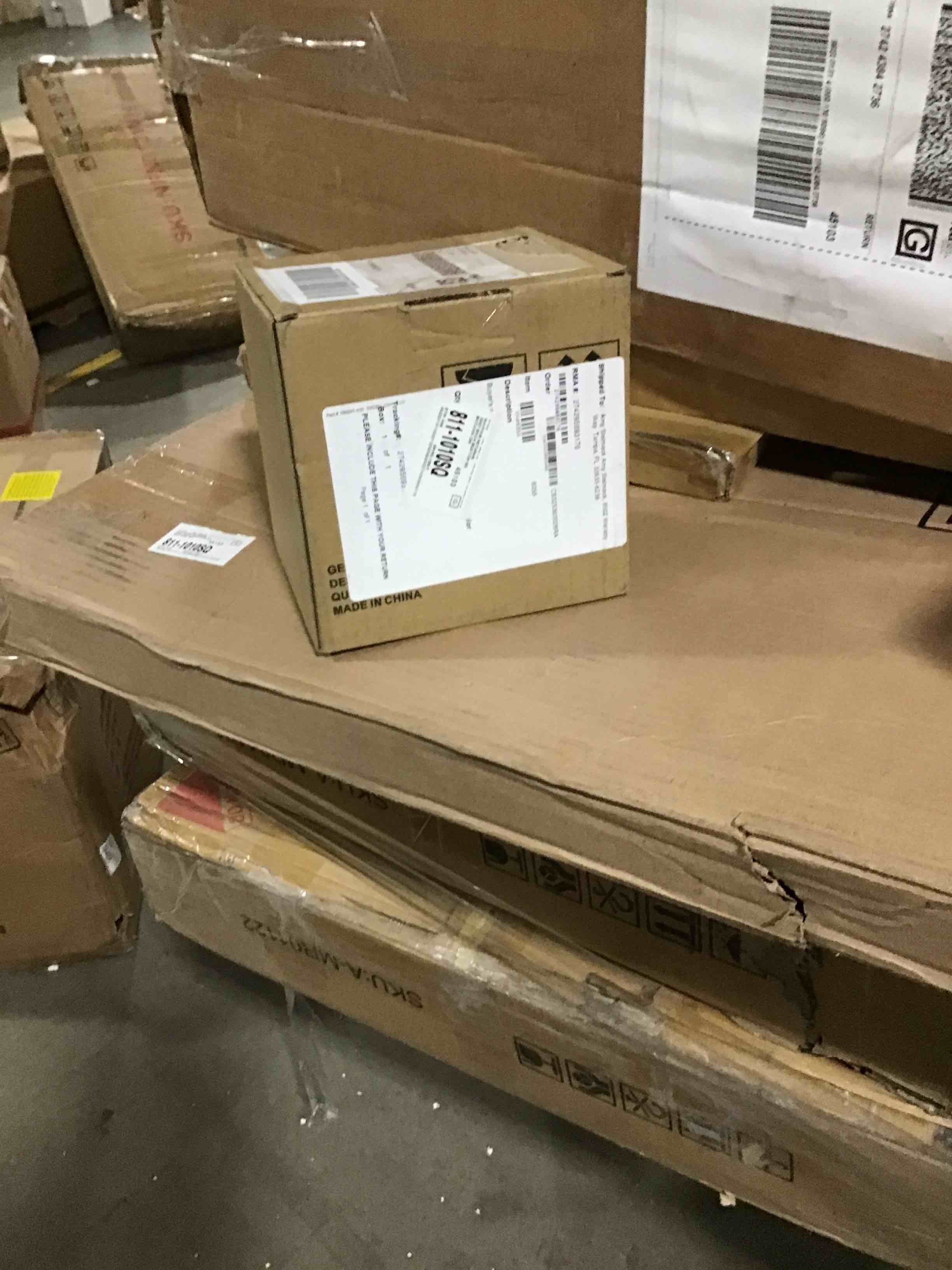 https://s3.amazonaws.com/lotting-images-prod/bidfta/RED6350637_1715716472324.jpeg