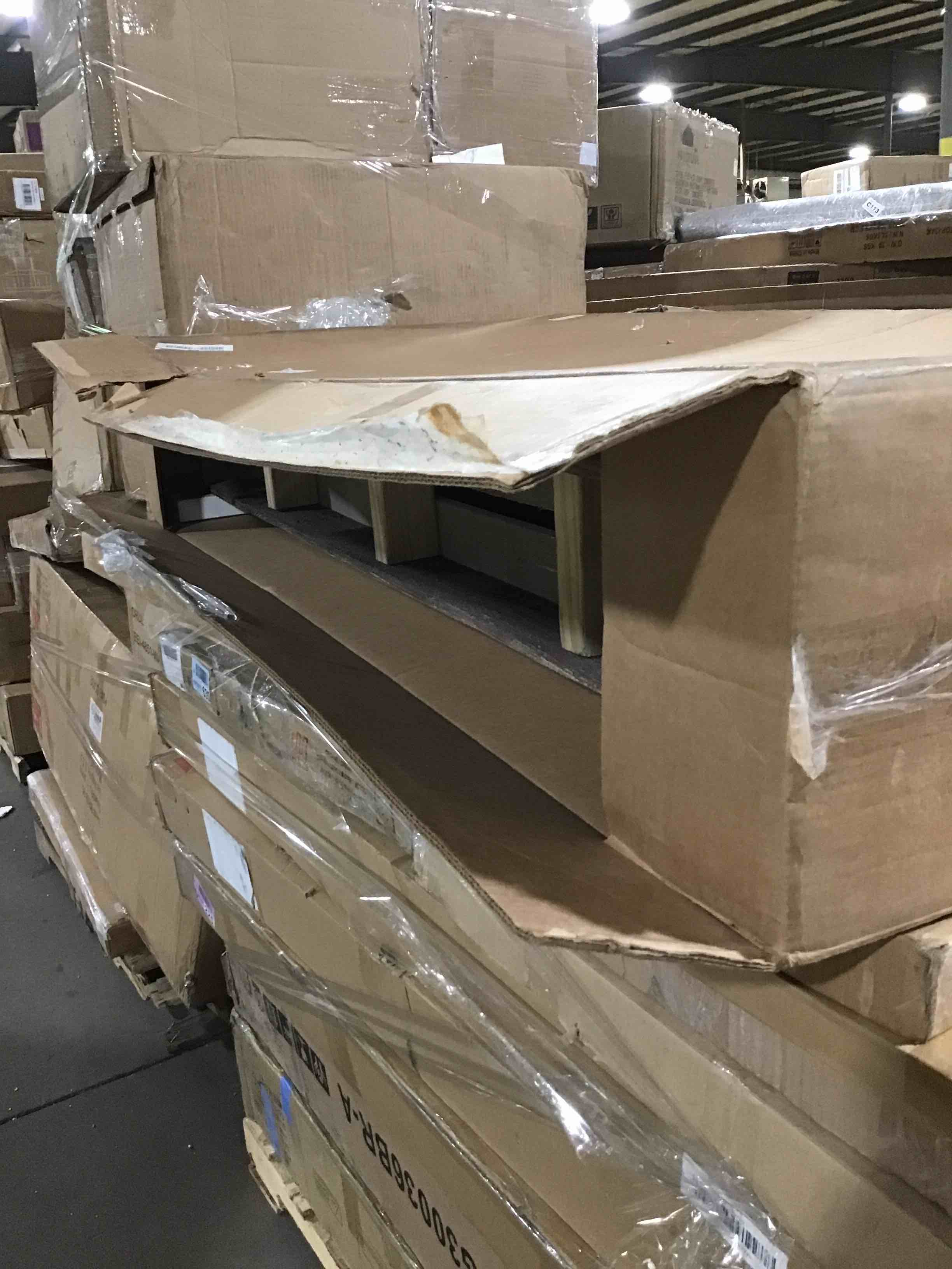 https://s3.amazonaws.com/lotting-images-prod/bidfta/RED6350644_1715775171132.jpeg