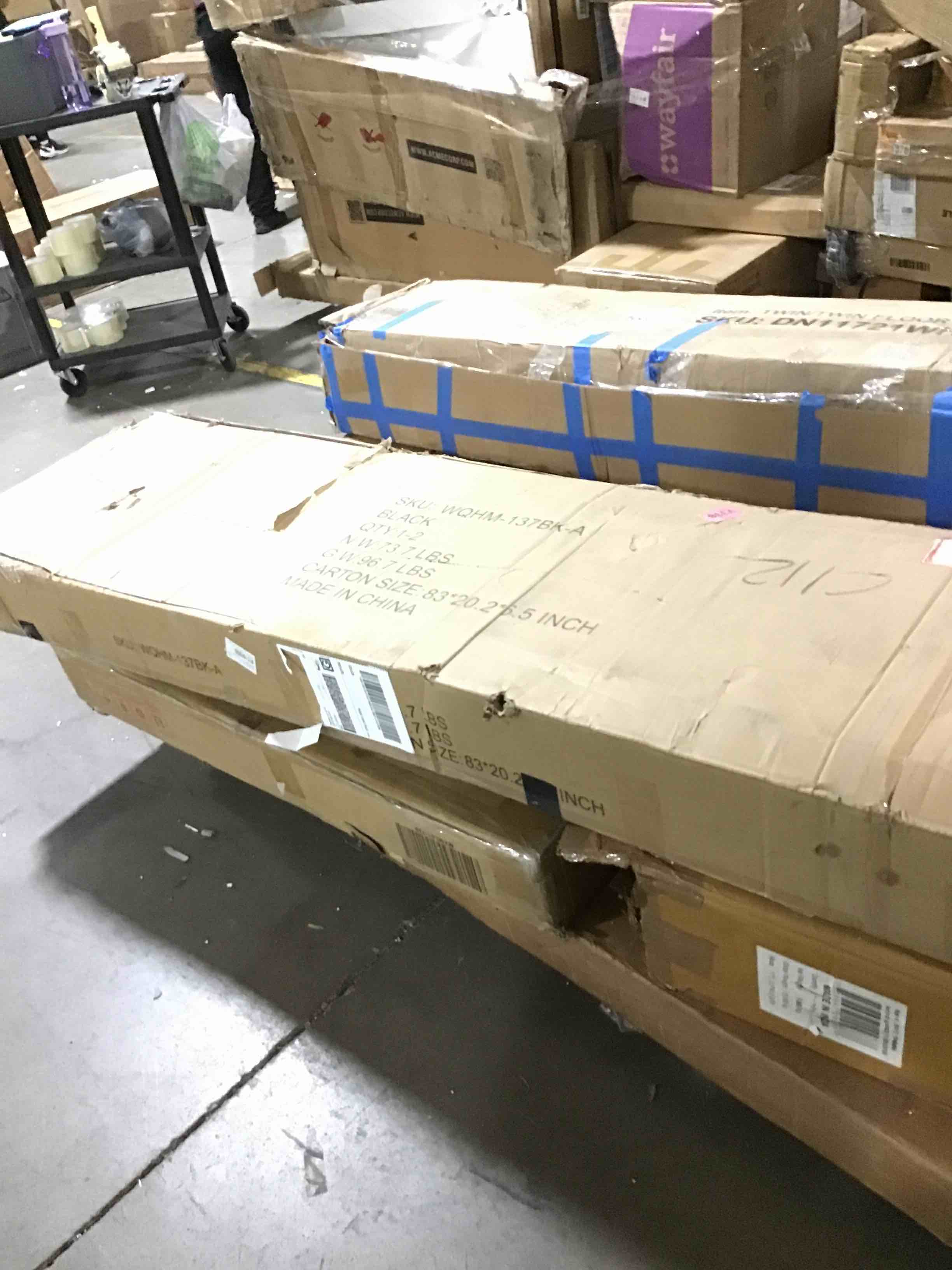https://s3.amazonaws.com/lotting-images-prod/bidfta/RED6350724_1715803061484.jpeg