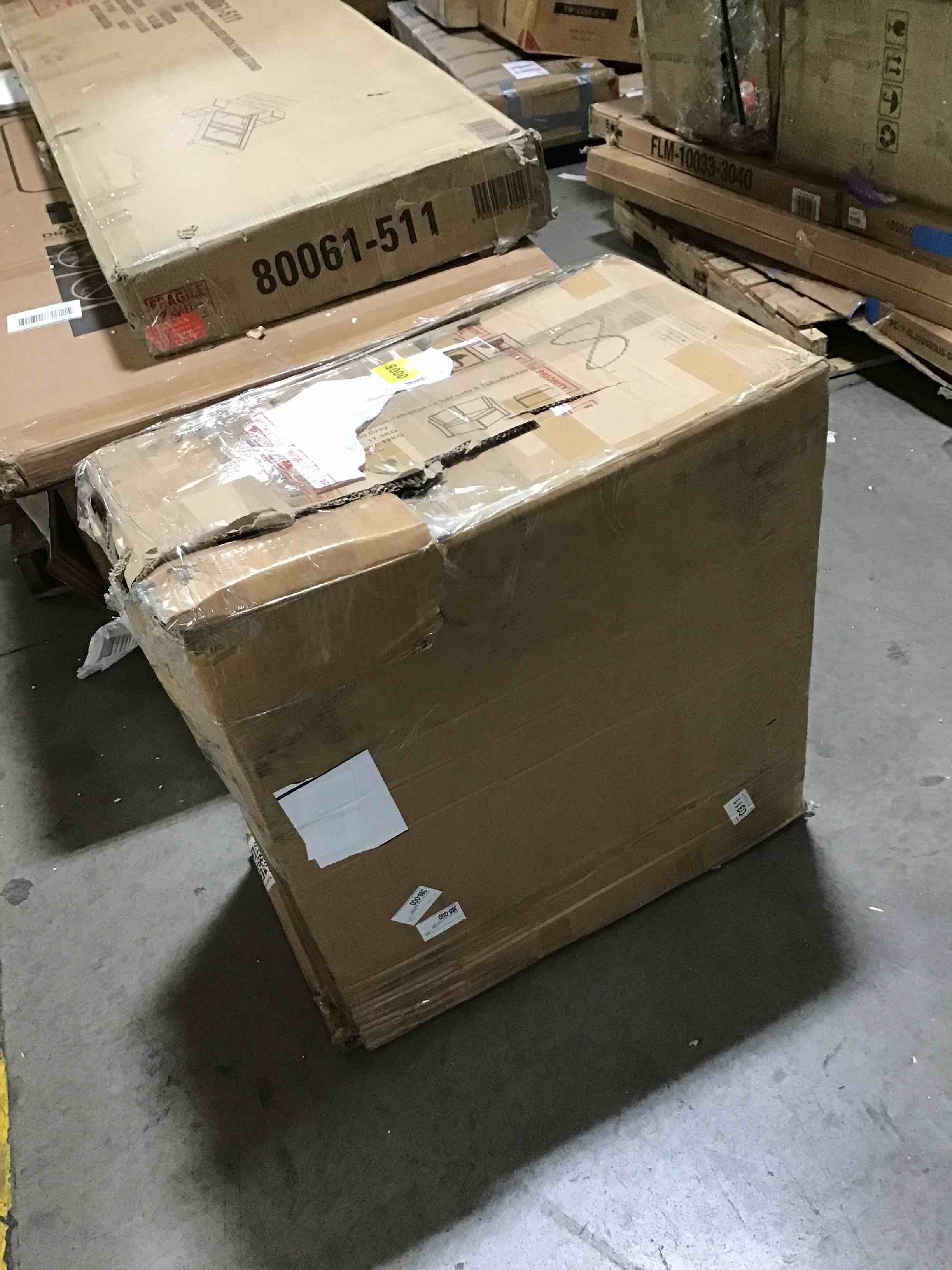 https://s3.amazonaws.com/lotting-images-prod/bidfta/RED6350783_1715880994818.jpeg