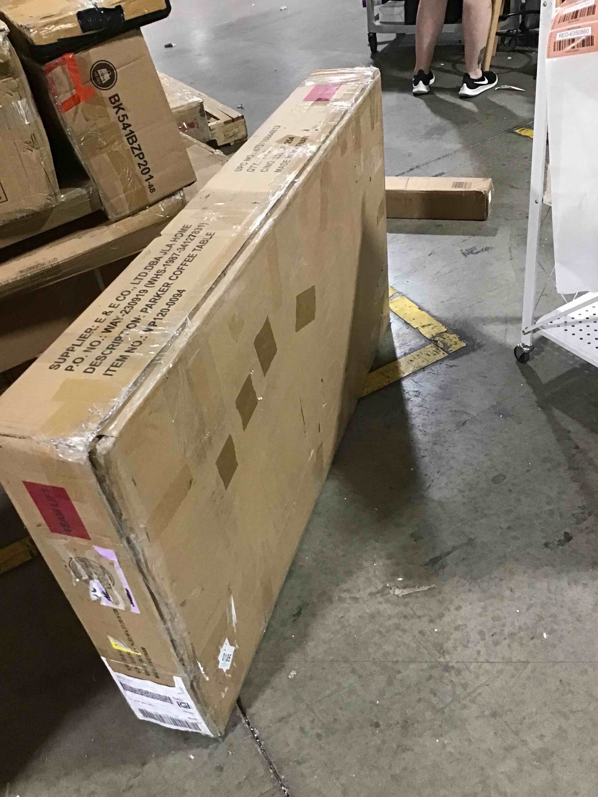 https://s3.amazonaws.com/lotting-images-prod/bidfta/RED6350859_1715964903331.jpeg