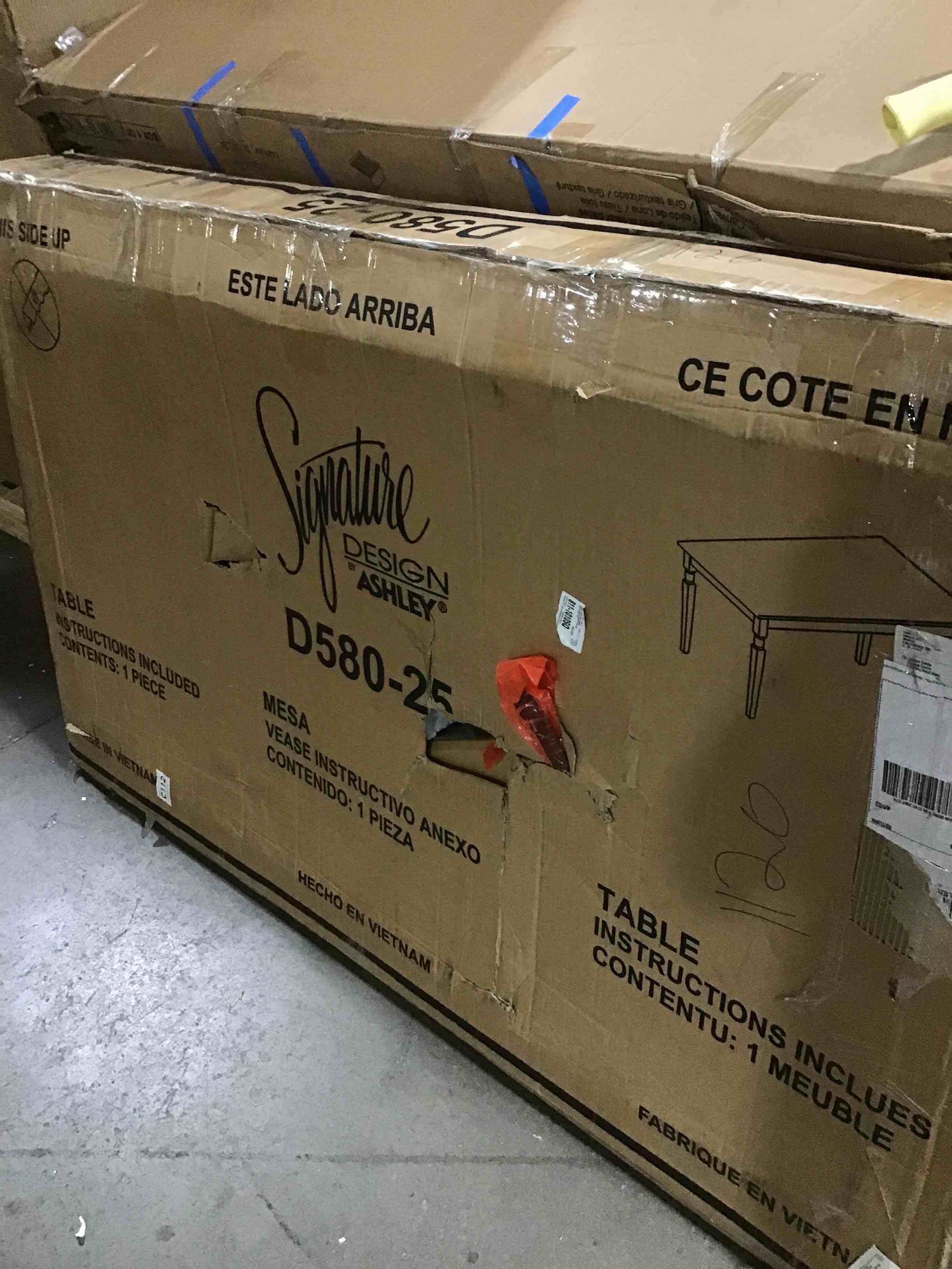 https://s3.amazonaws.com/lotting-images-prod/bidfta/RED6351200_1716575510523.jpeg