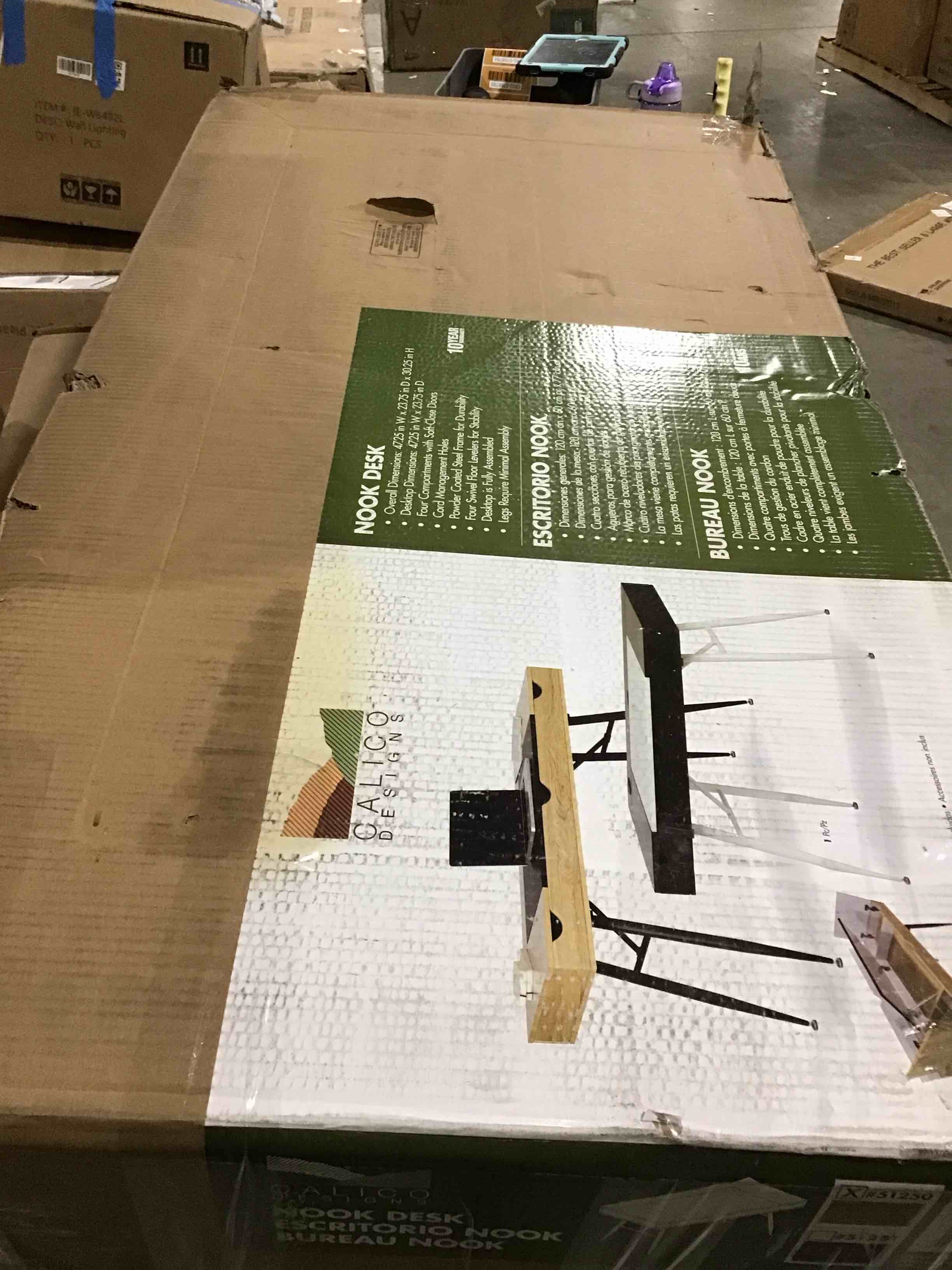 https://s3.amazonaws.com/lotting-images-prod/bidfta/RED6354050_1714578220471.jpeg