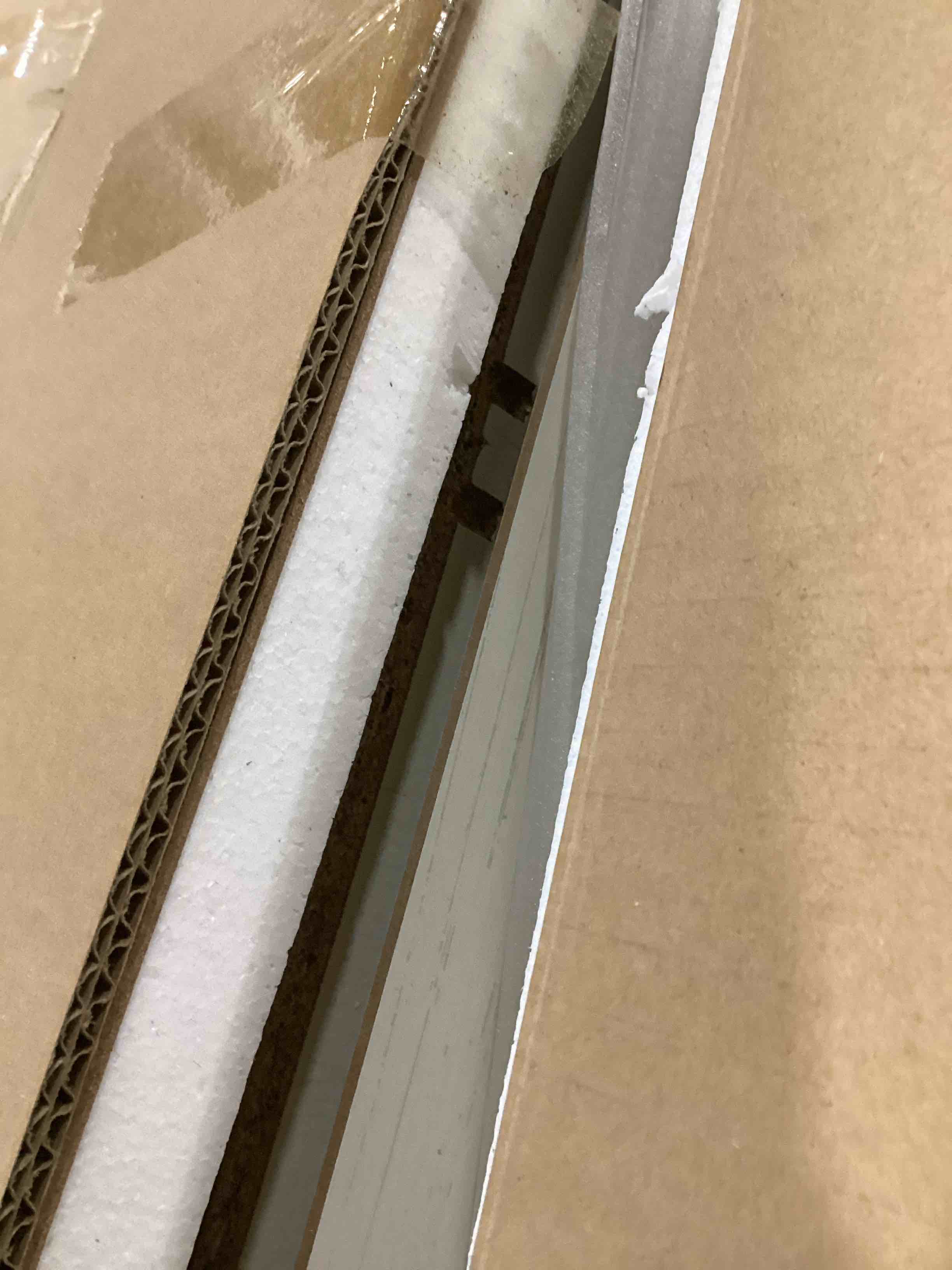 https://s3.amazonaws.com/lotting-images-prod/bidfta/RED6354942_1713808303570.jpeg