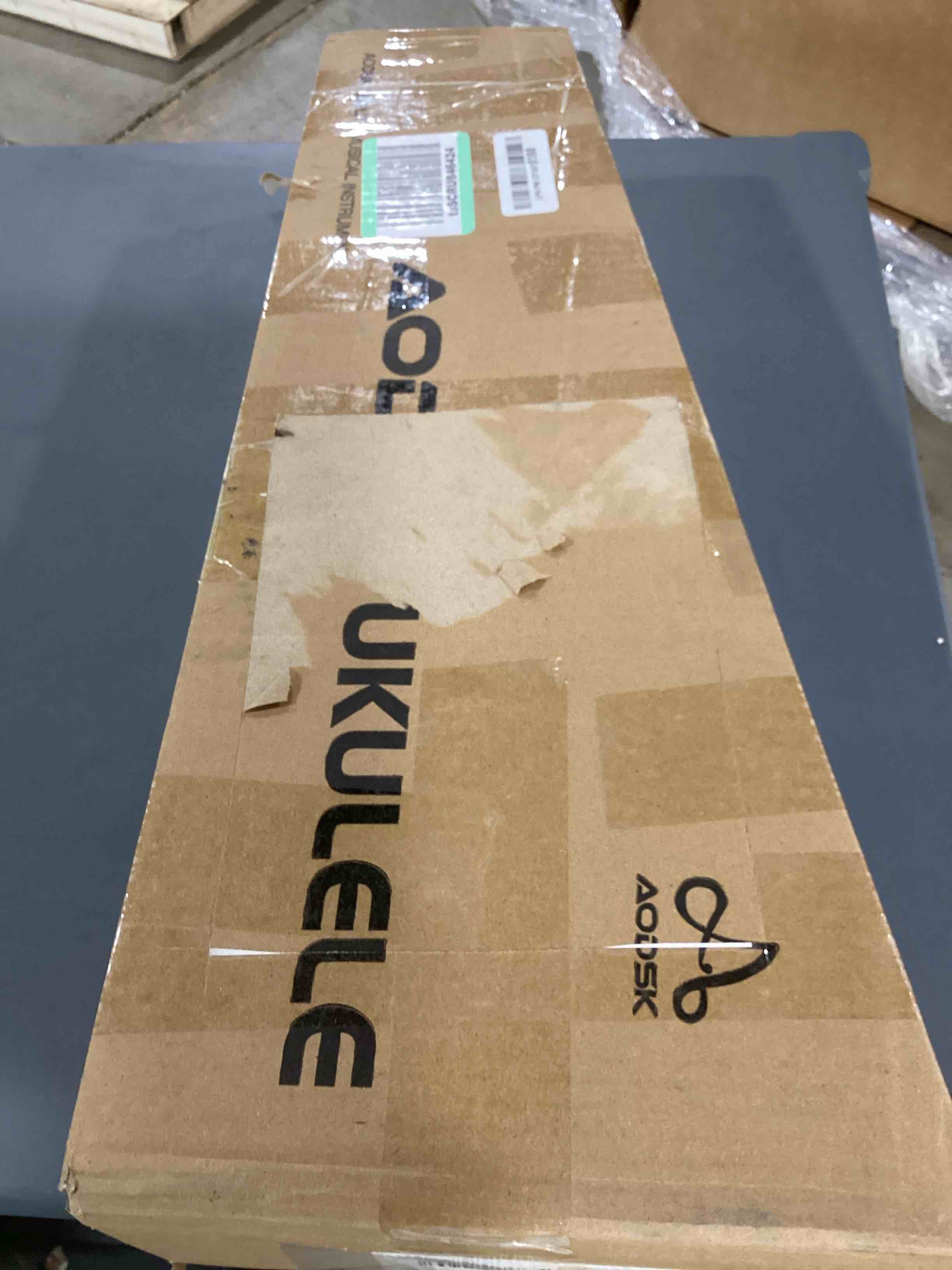 https://s3.amazonaws.com/lotting-images-prod/bidfta/RED6355280_1714158398717.jpeg