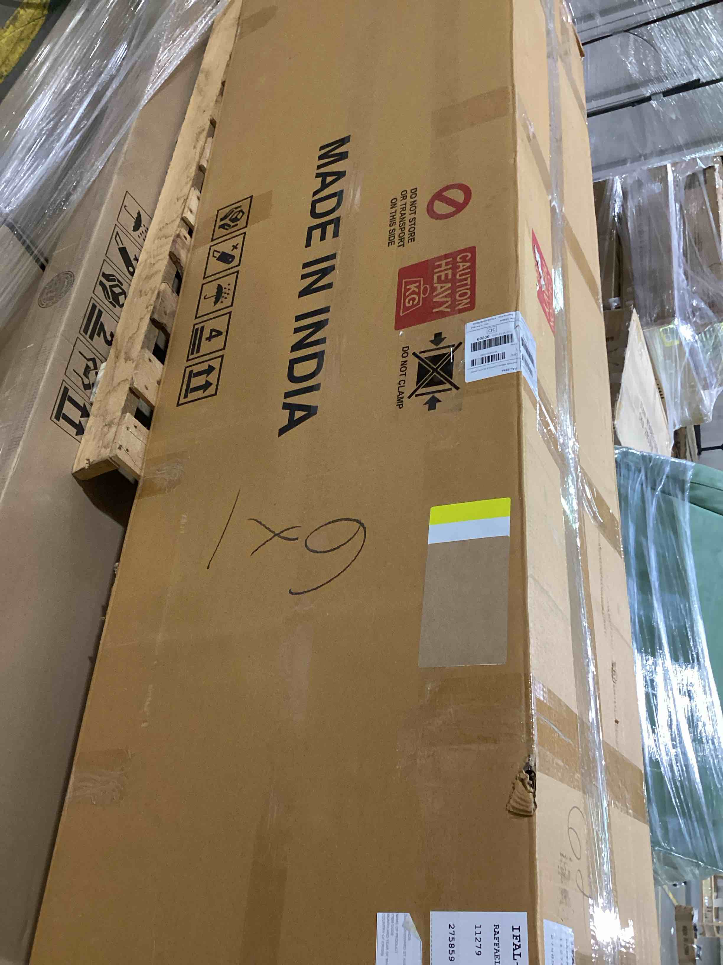 https://s3.amazonaws.com/lotting-images-prod/bidfta/RED6355337_1714571266840.jpeg