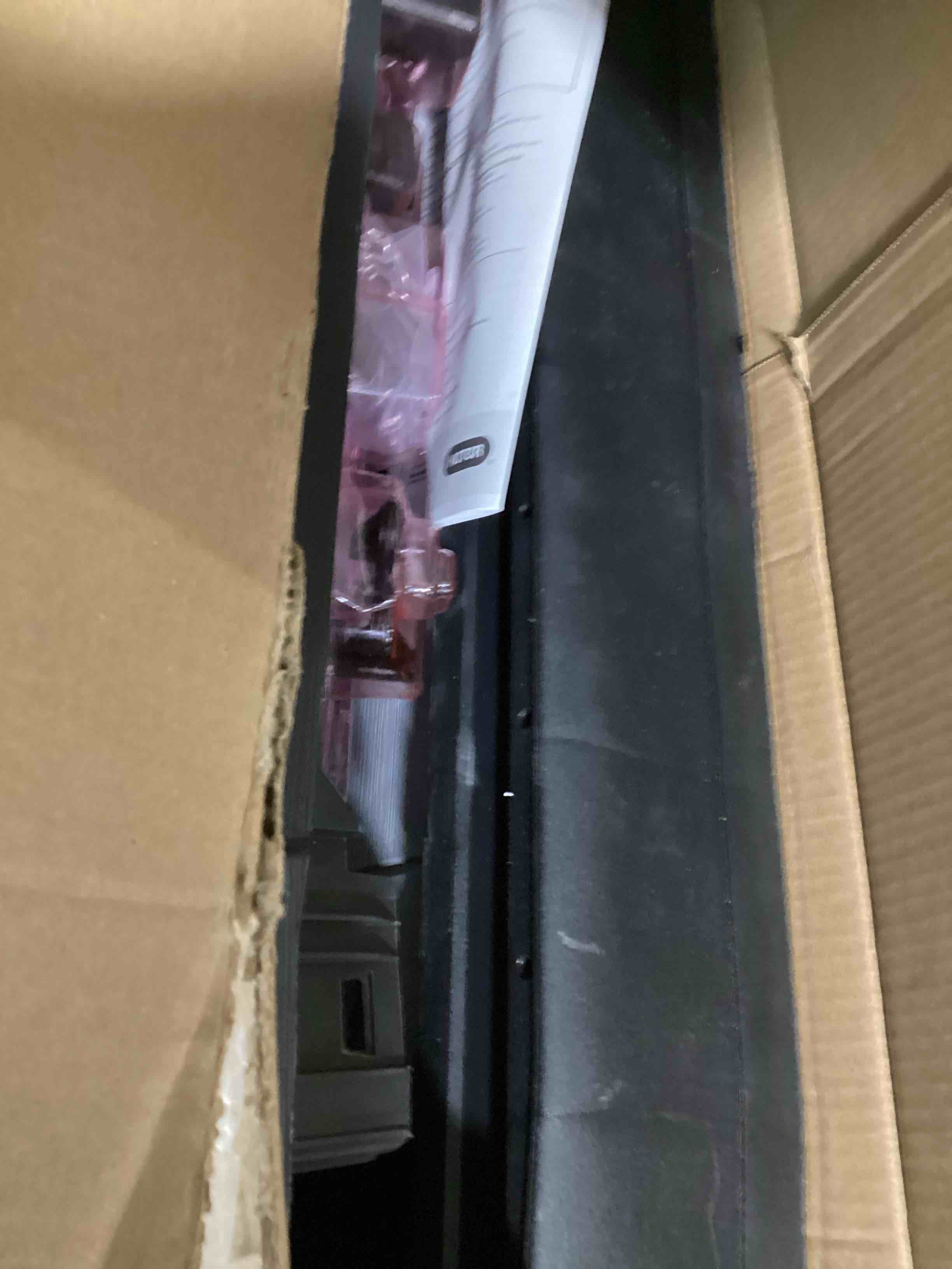 https://s3.amazonaws.com/lotting-images-prod/bidfta/RED6355703_1715023616916.jpeg