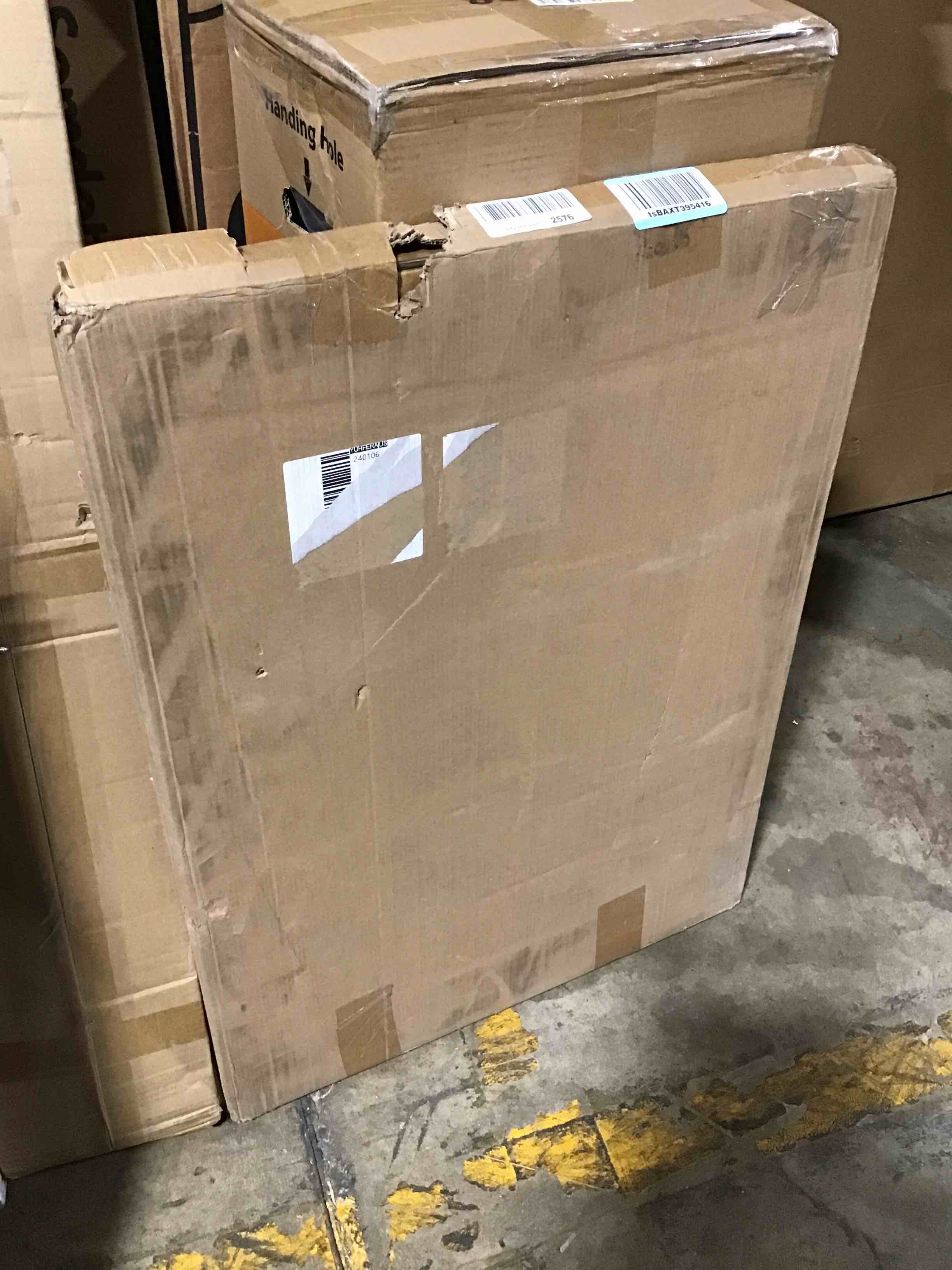 https://s3.amazonaws.com/lotting-images-prod/bidfta/RED6356296_1712784725532.jpeg