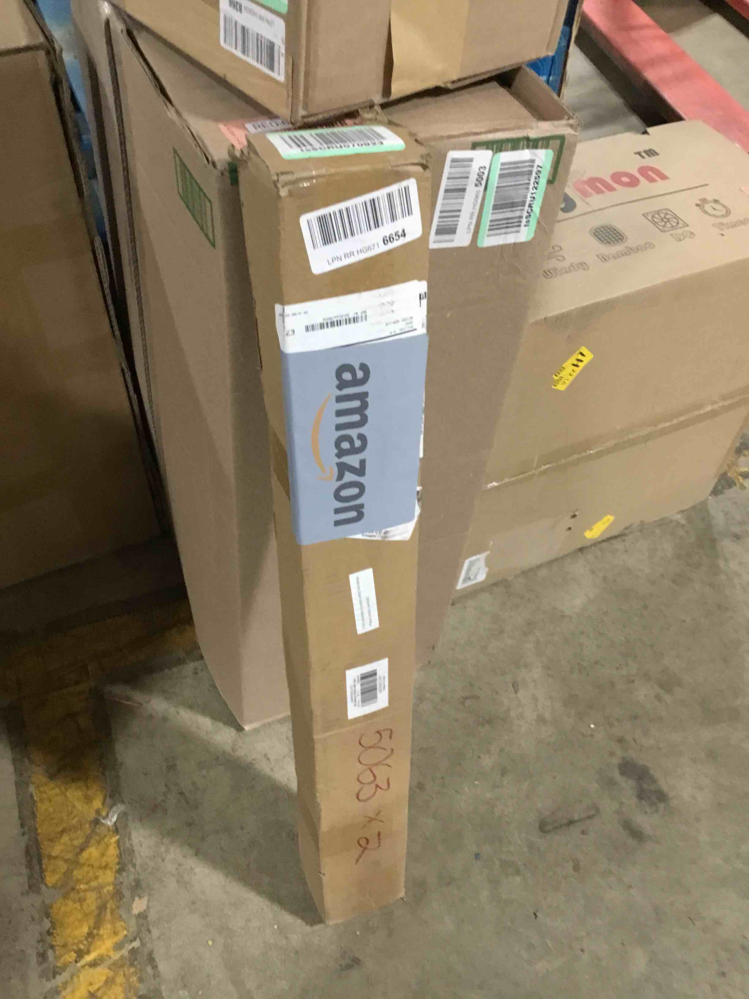 https://s3.amazonaws.com/lotting-images-prod/bidfta/RED6356346_1712783811381.jpeg