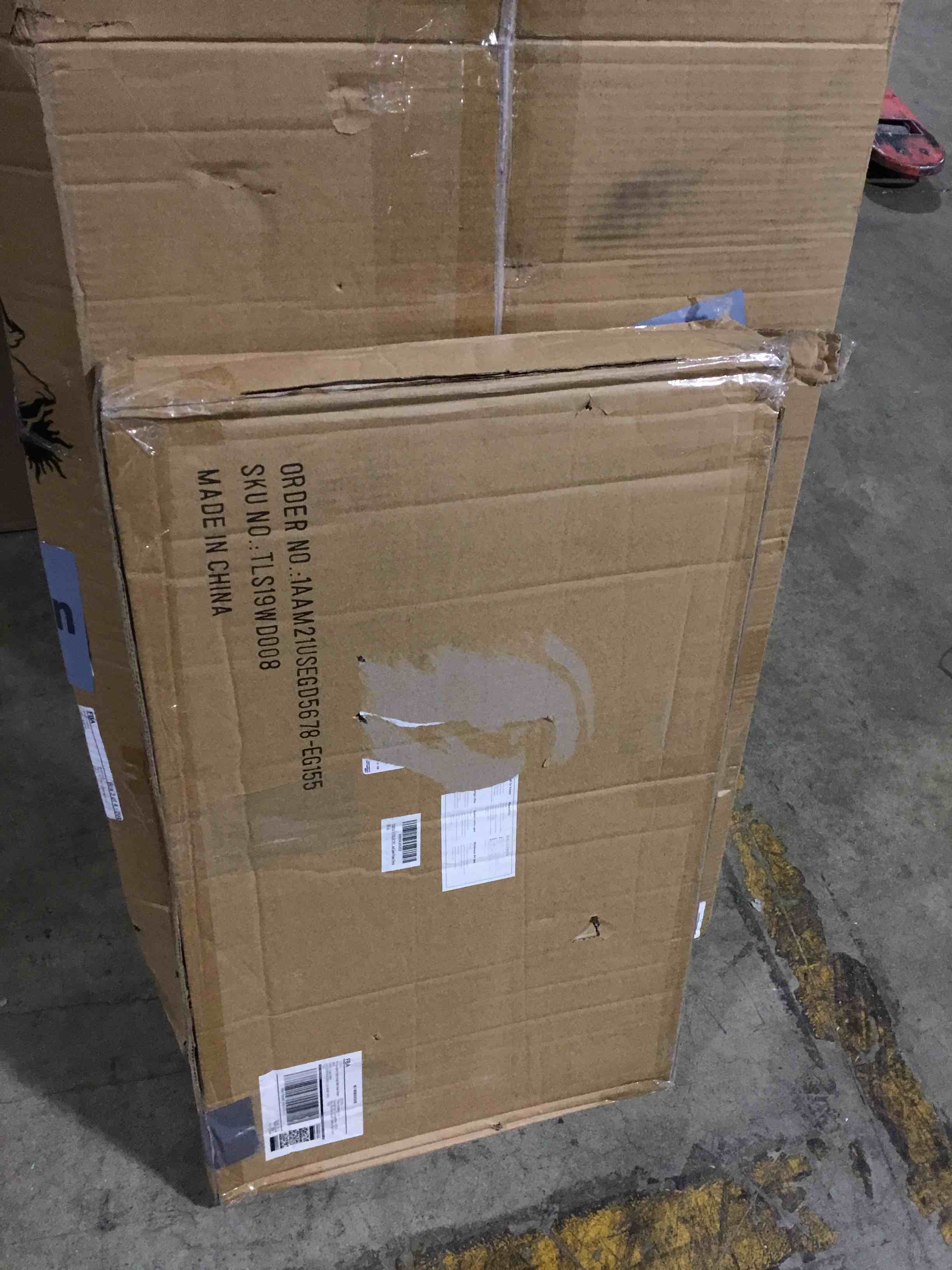 https://s3.amazonaws.com/lotting-images-prod/bidfta/RED6356351_1712783981231.jpeg