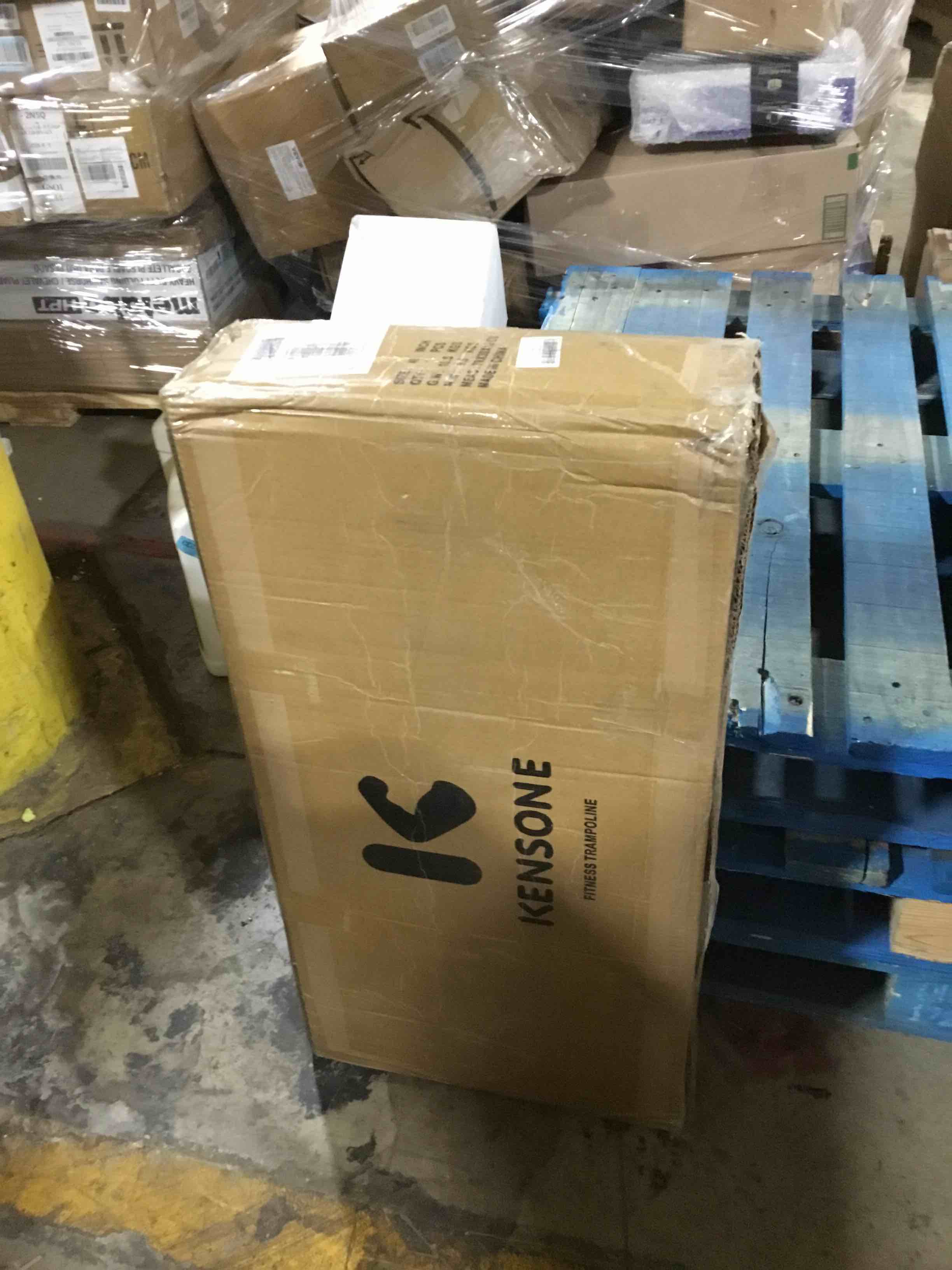 https://s3.amazonaws.com/lotting-images-prod/bidfta/RED6356352_1712784002603.jpeg