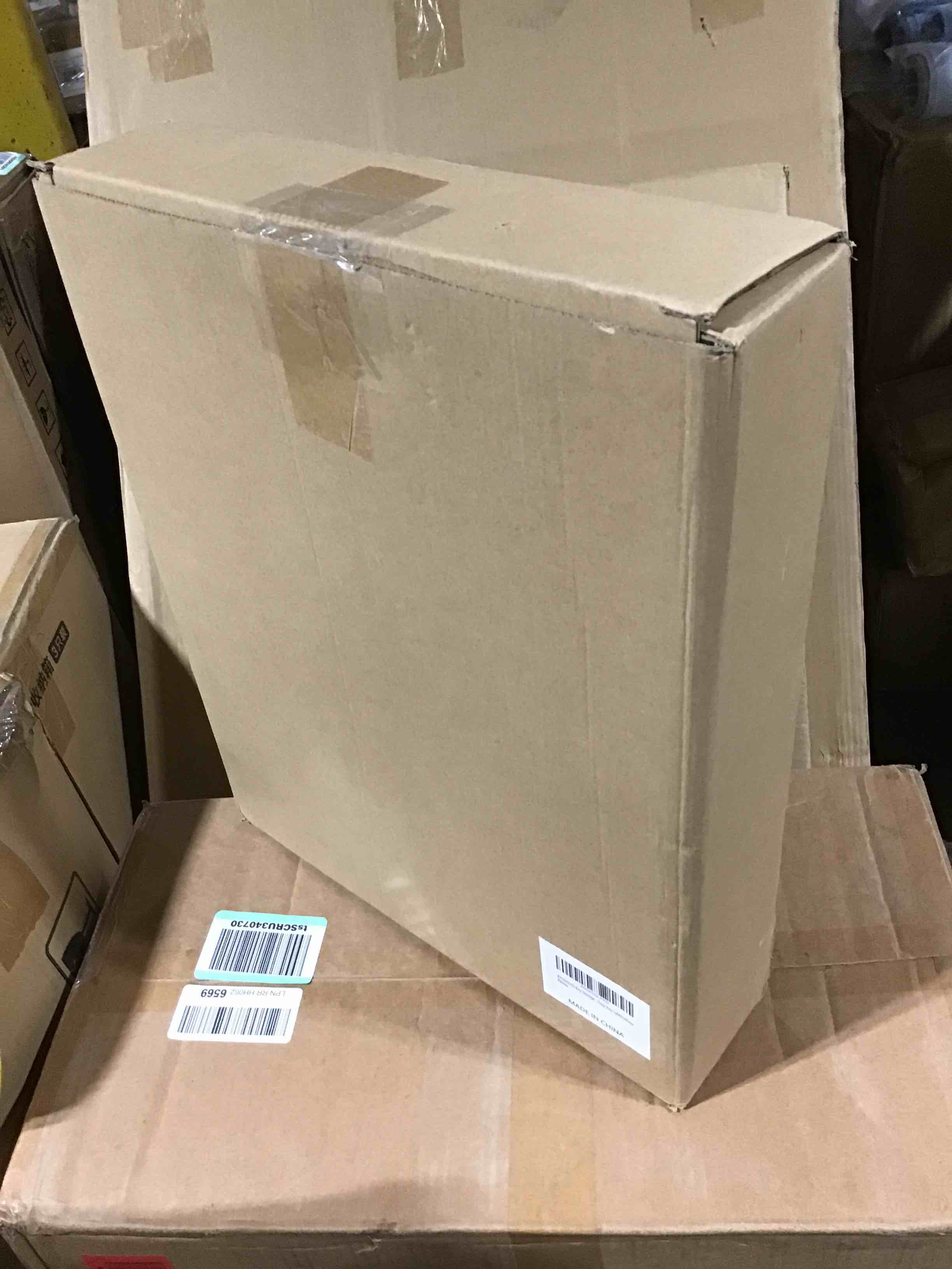 https://s3.amazonaws.com/lotting-images-prod/bidfta/RED6356576_1712927300733.jpeg