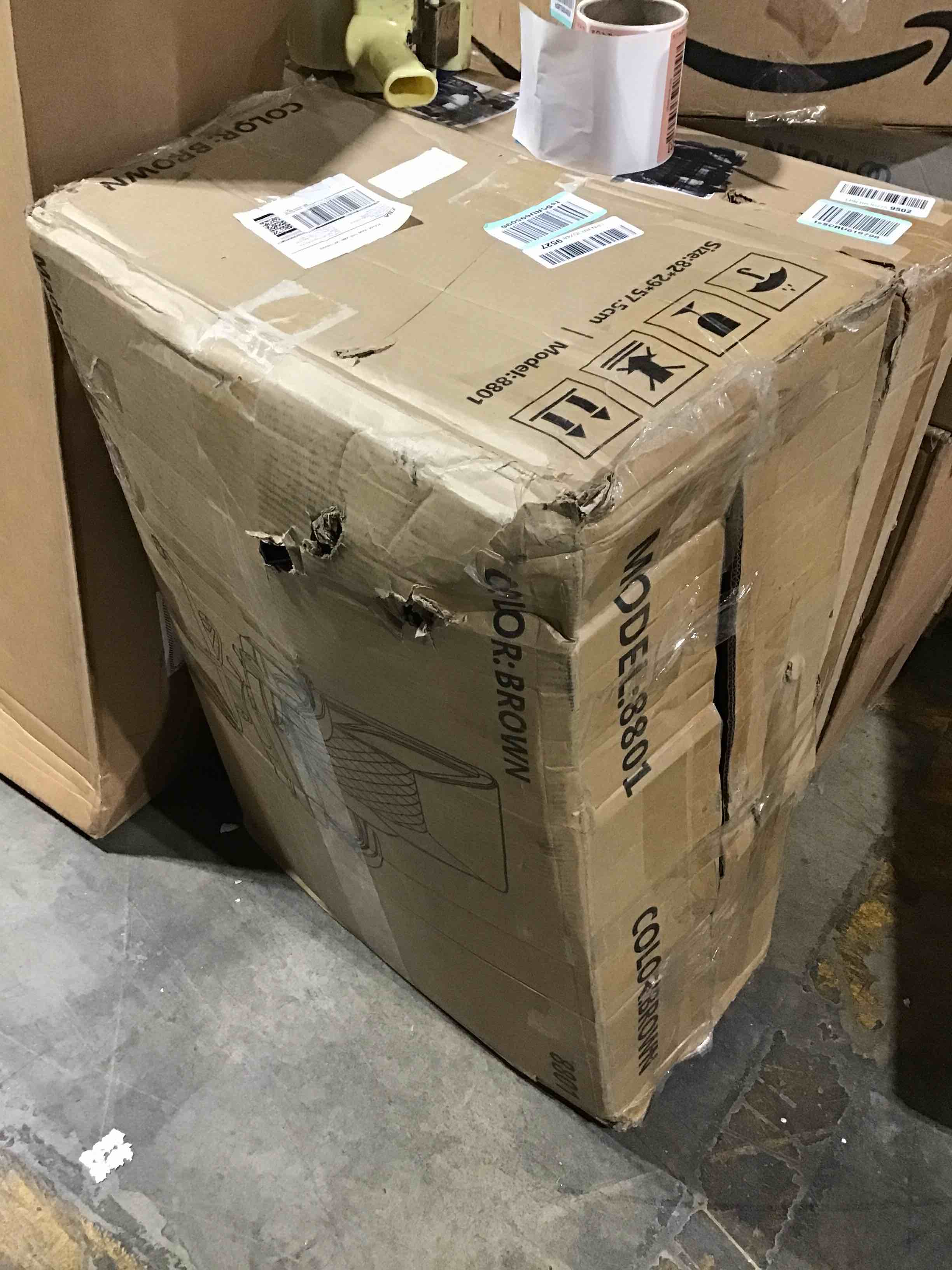 https://s3.amazonaws.com/lotting-images-prod/bidfta/RED6356581_1712926886537.jpeg