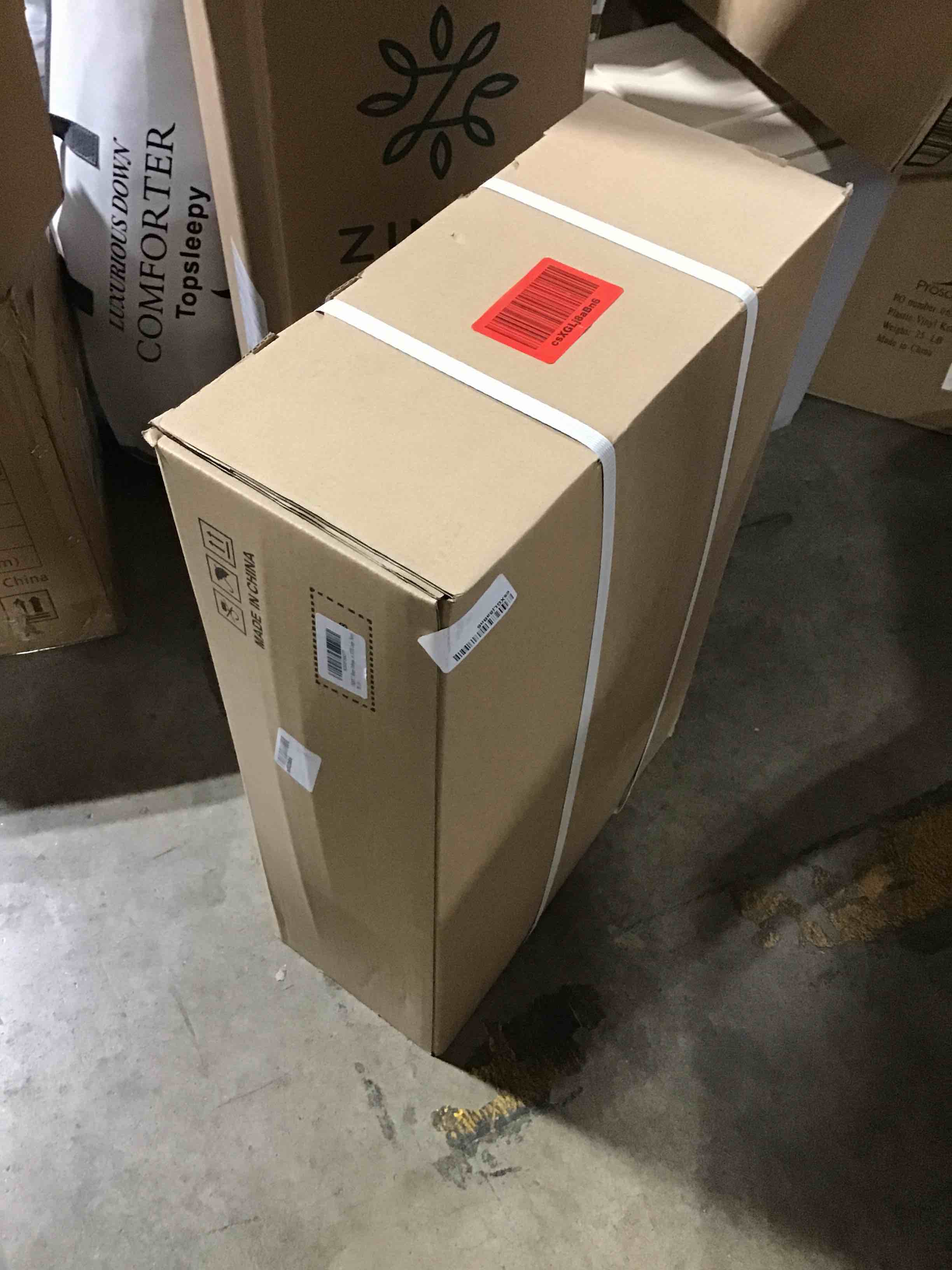 https://s3.amazonaws.com/lotting-images-prod/bidfta/RED6357201_1713456563541.jpeg