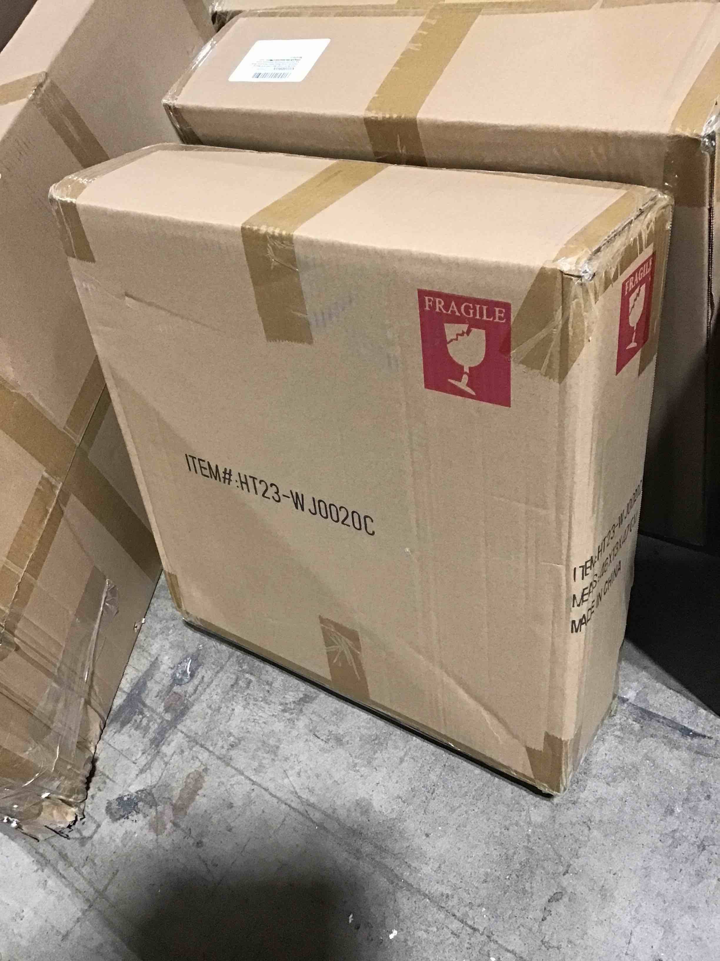 https://s3.amazonaws.com/lotting-images-prod/bidfta/RED6357212_1713543179810.jpeg