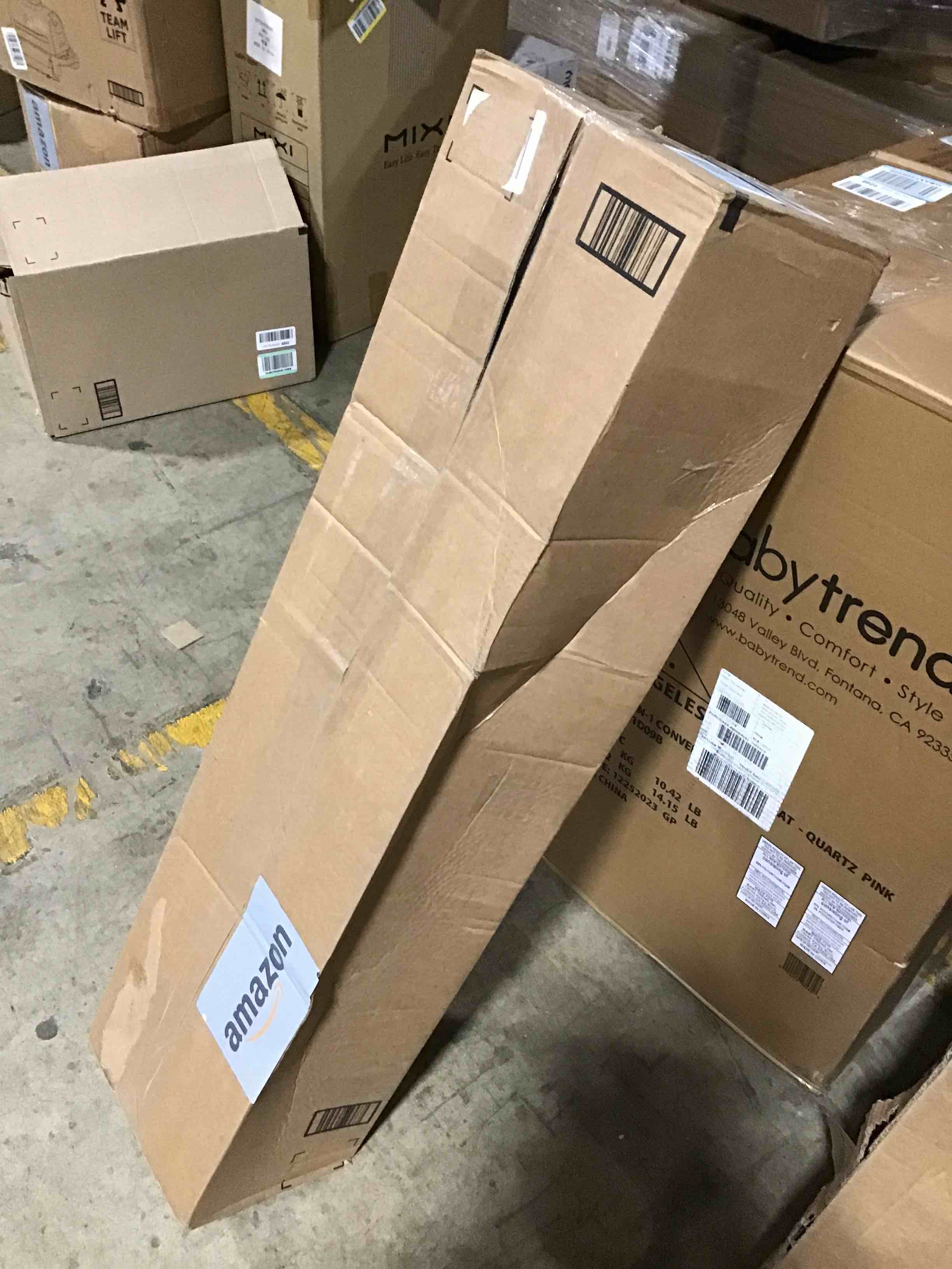 https://s3.amazonaws.com/lotting-images-prod/bidfta/RED6358547_1712343780676.jpeg