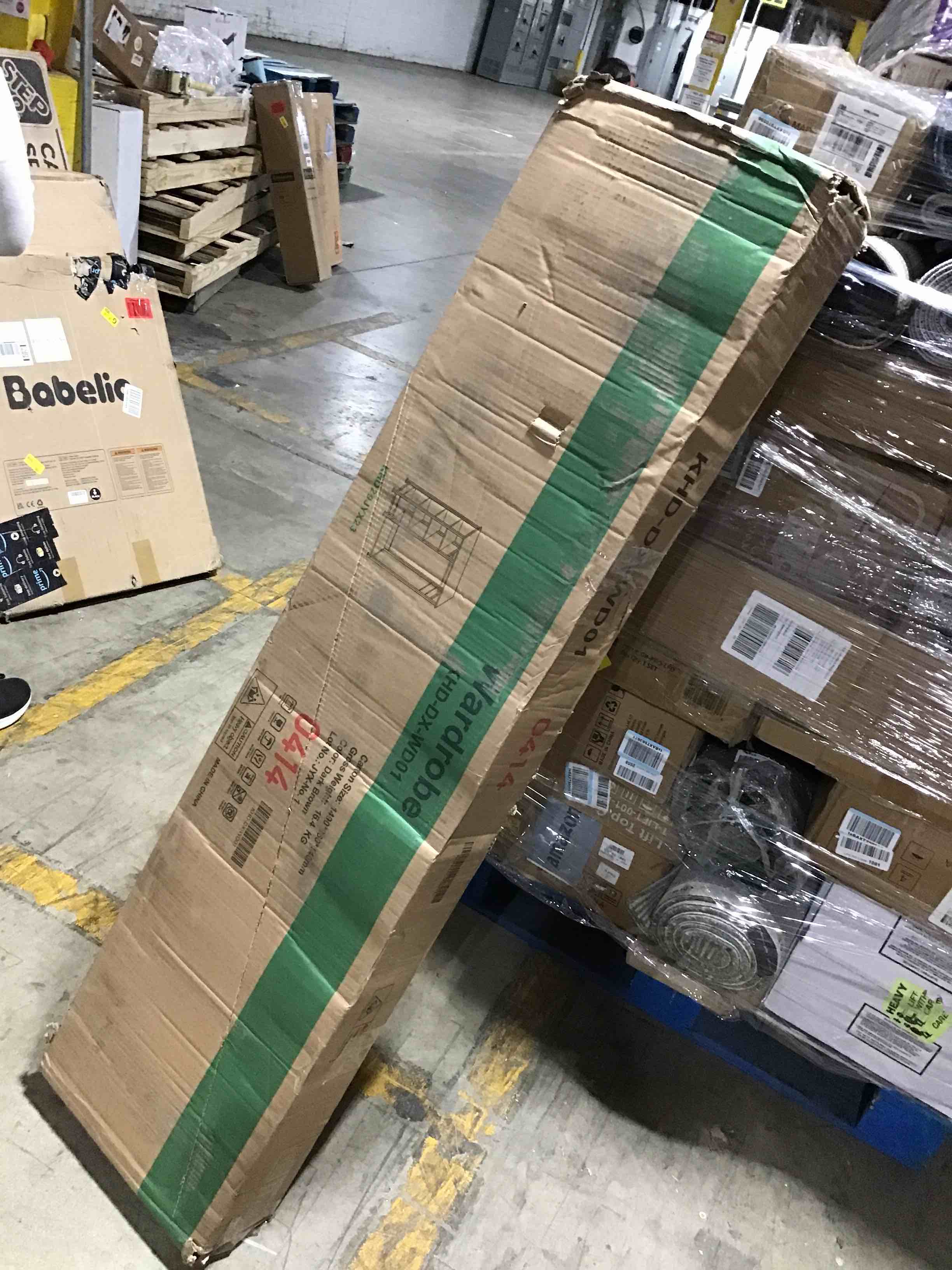 https://s3.amazonaws.com/lotting-images-prod/bidfta/RED6358554_1712343315930.jpeg