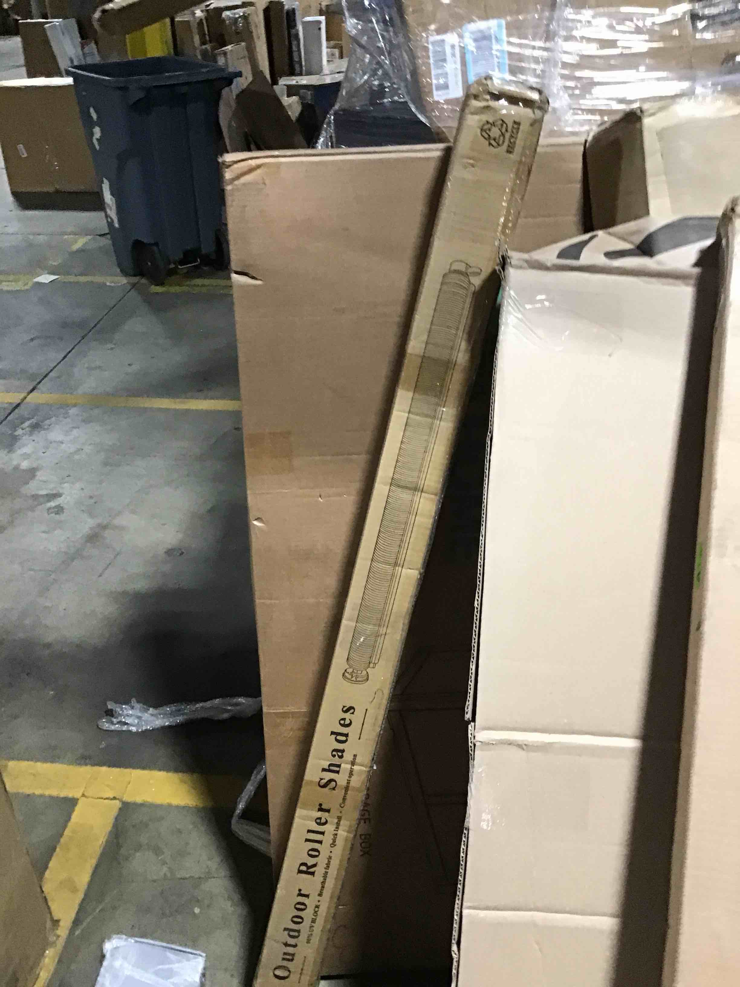 https://s3.amazonaws.com/lotting-images-prod/bidfta/RED6360022_1715952629653.jpeg