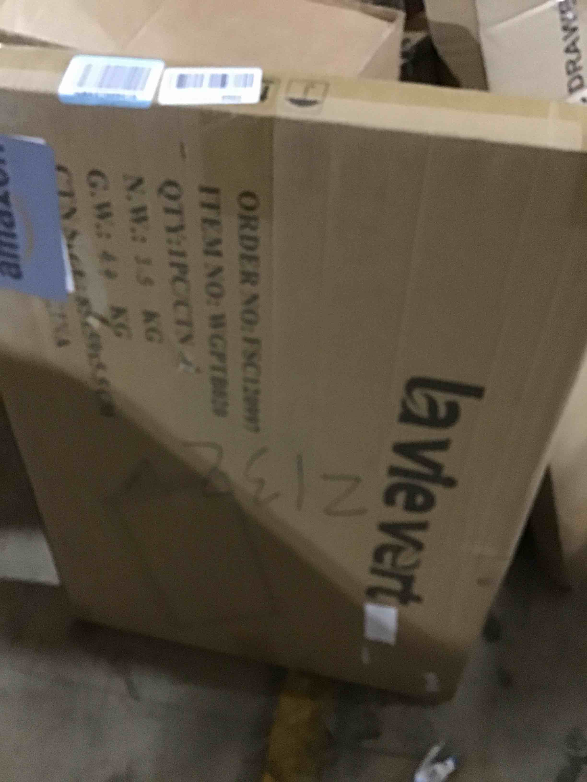 https://s3.amazonaws.com/lotting-images-prod/bidfta/RED6361785_1714827767897.jpeg