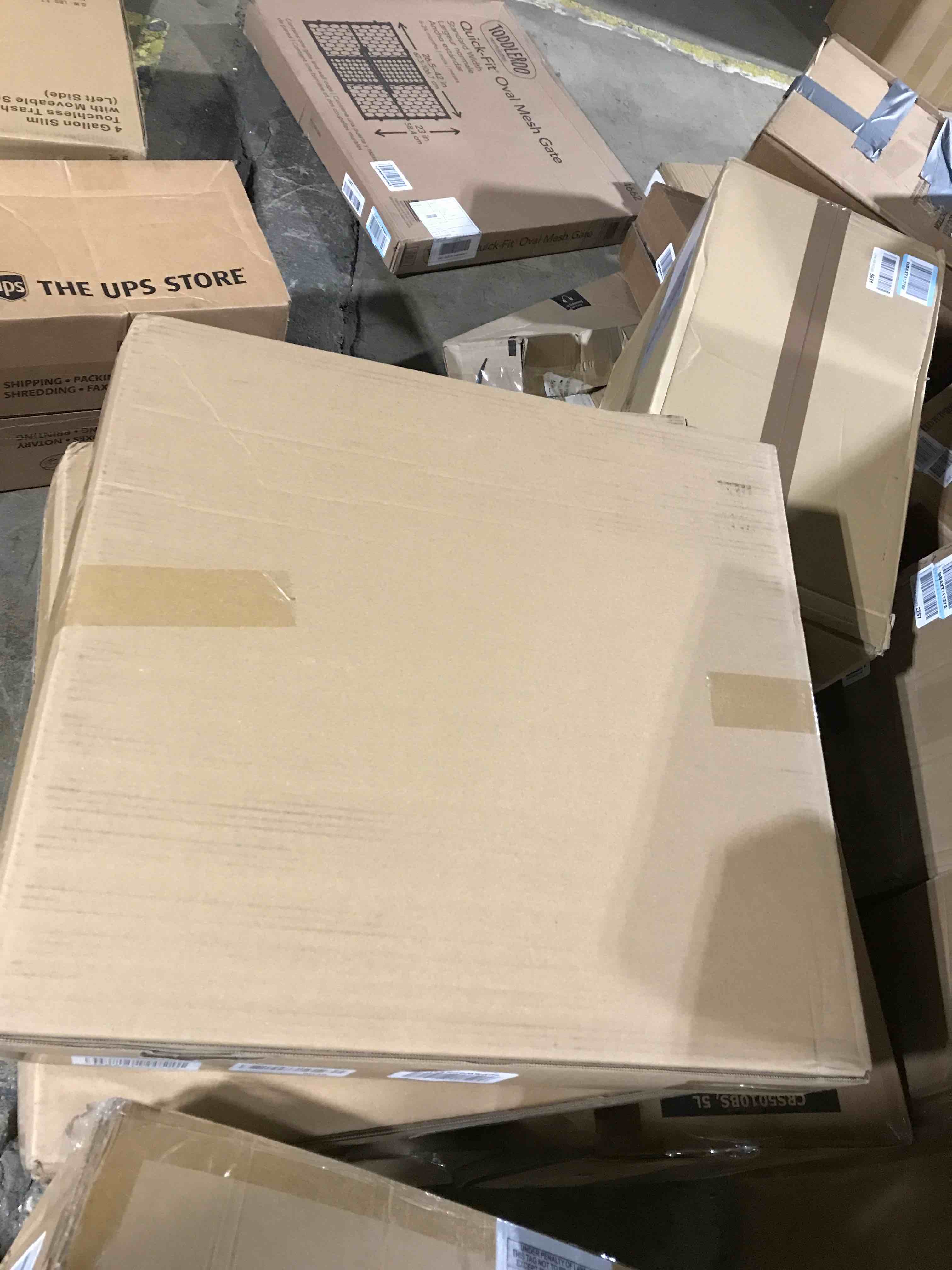 https://s3.amazonaws.com/lotting-images-prod/bidfta/RED6362017_1712062433159.jpeg