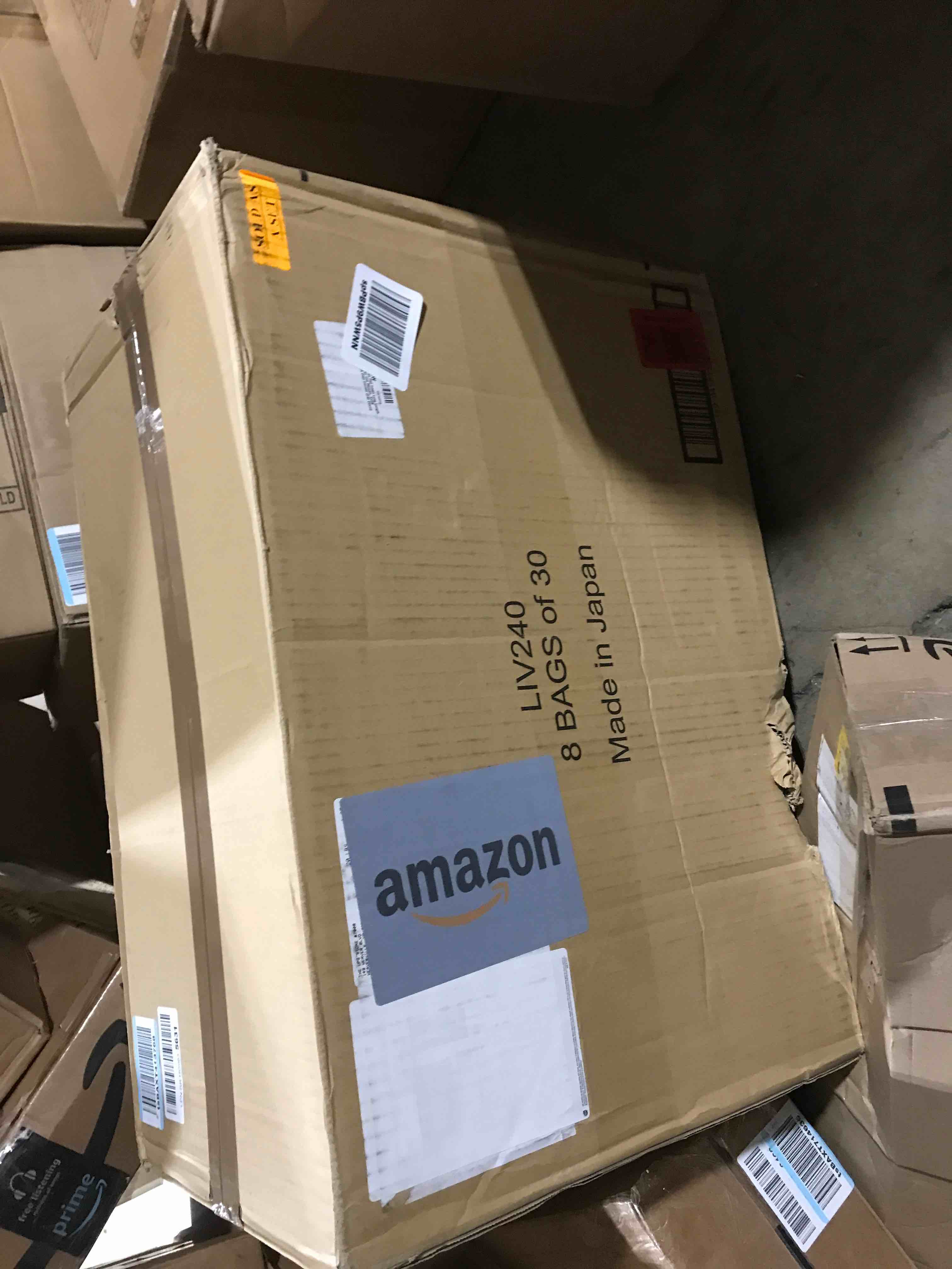 https://s3.amazonaws.com/lotting-images-prod/bidfta/RED6362020_1712062526951.jpeg